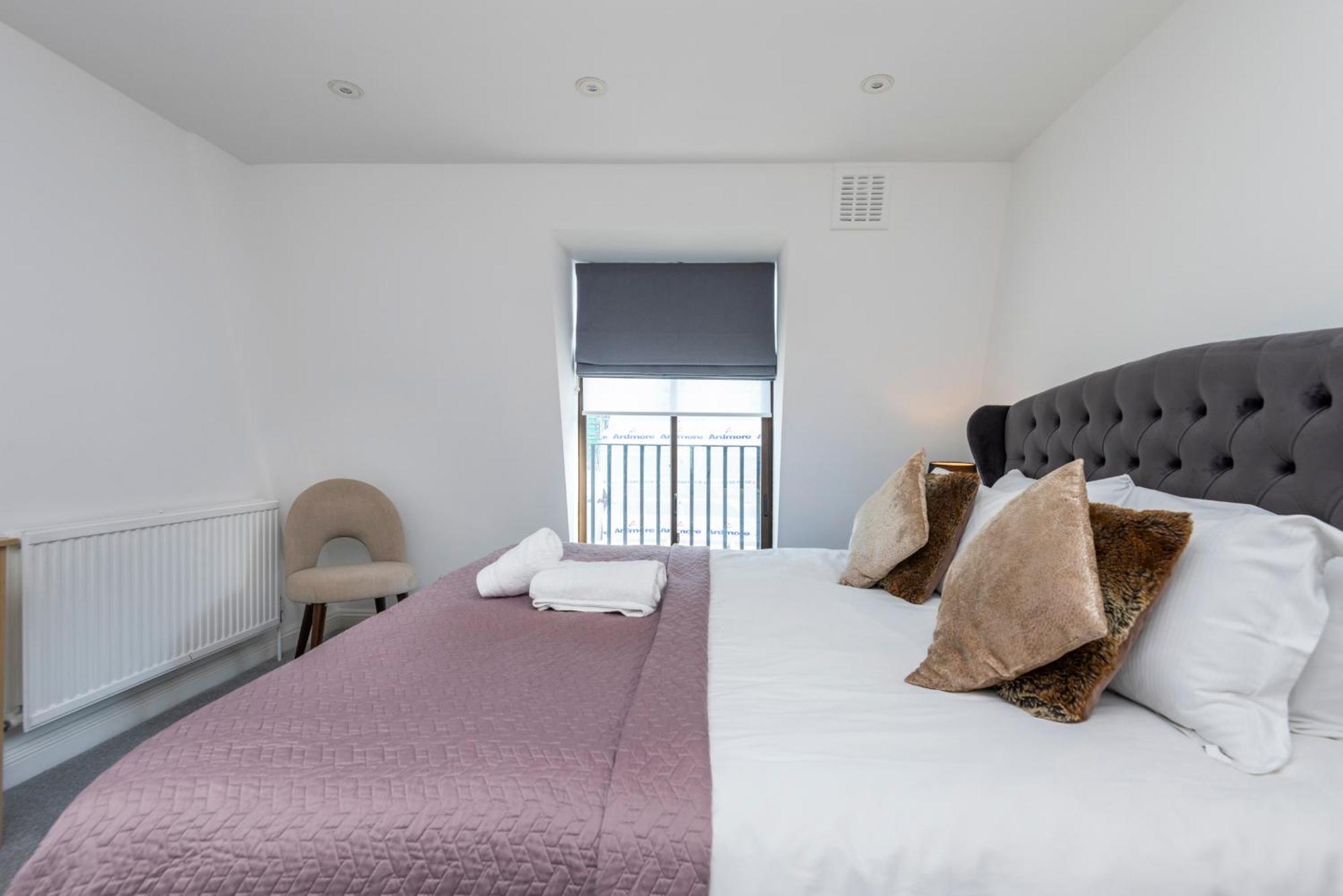 Elegant Mayfair 5 *