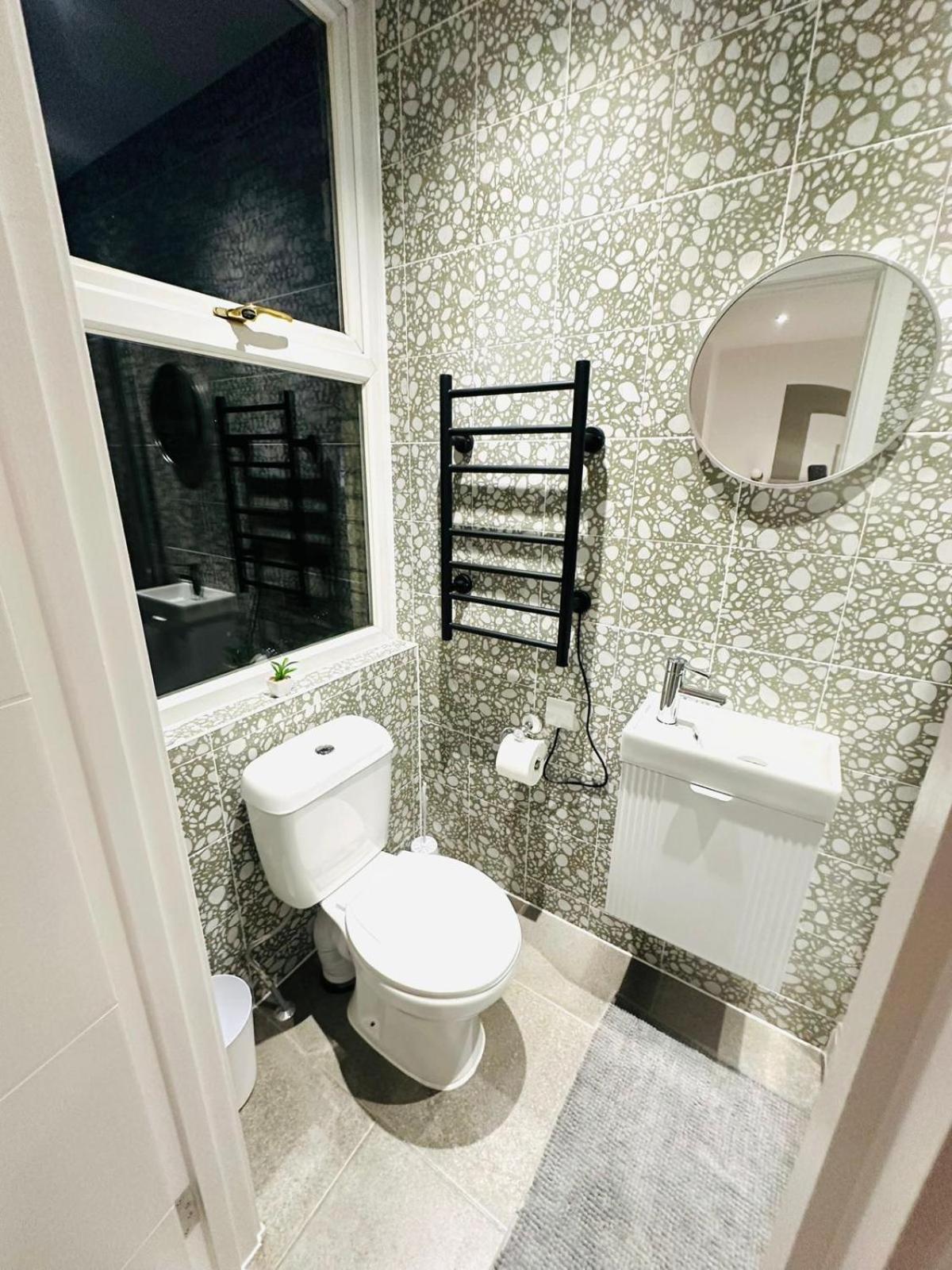 Luxury Flats, Perfect And Ideal For Tourists Appartement Londen