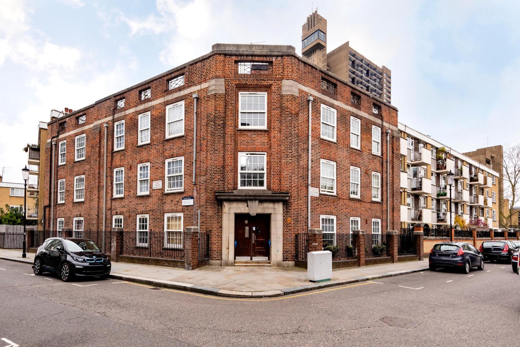 Lovely Portobello Near Westbourne Park Londres