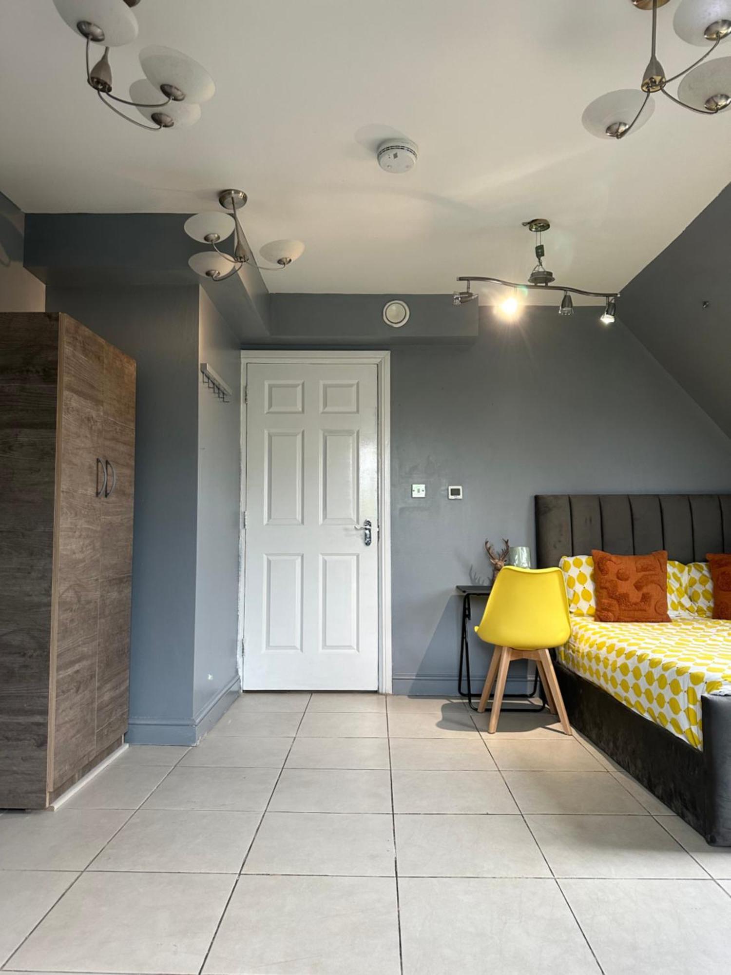 Quarto em Acomodações Particulares Luxury In Rooftop Penthouse In Central London, Shared Flat *