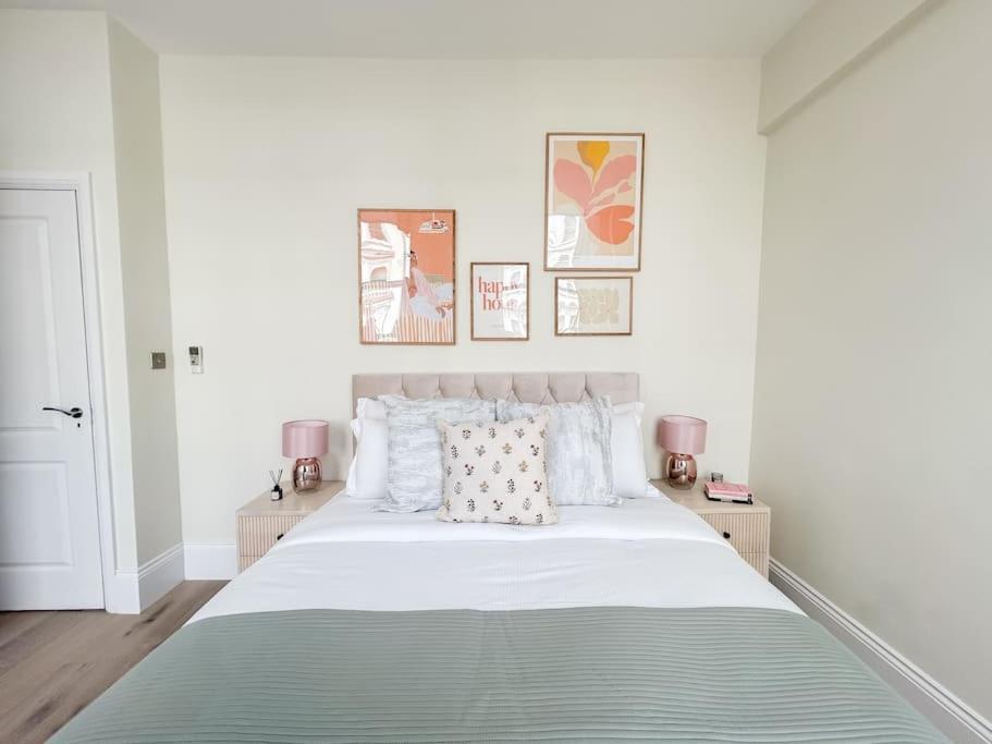 Stylish And 1 Bedroom Appartement