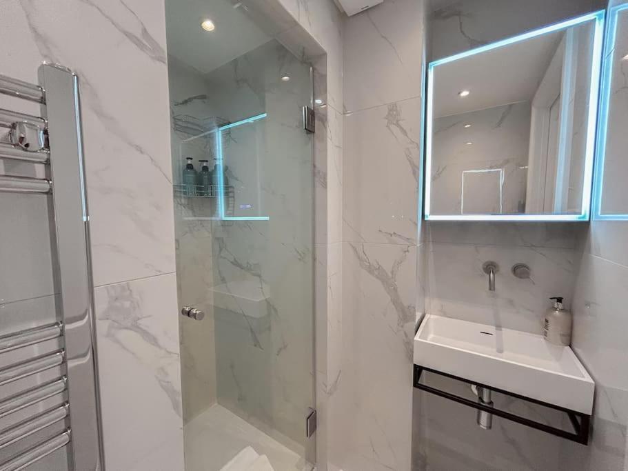 Appartement Stylish And 1 Bedroom Londres