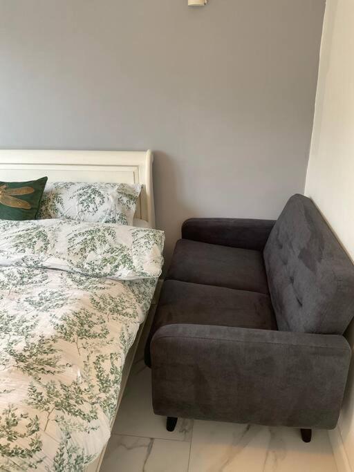 Studi5 Cozy Urban With Modern Amenities In Prime Location Apartamento *