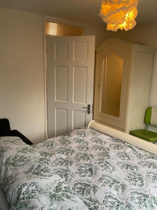Studi5 Cozy Urban With Modern Amenities In Prime Location Apartamento Londres