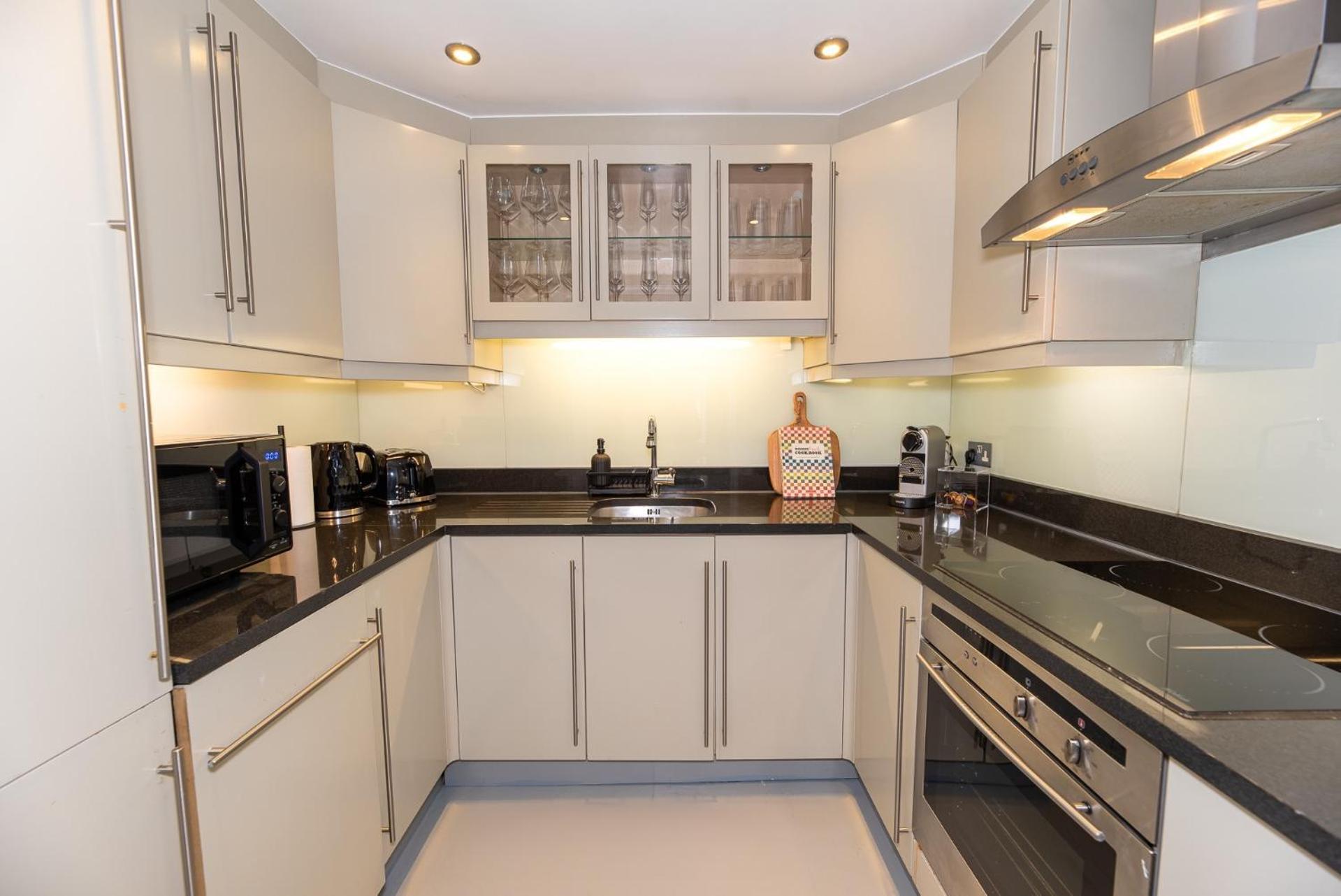 Hyde Park Chic 4 Bedrooms House Сasa de vacaciones Londres