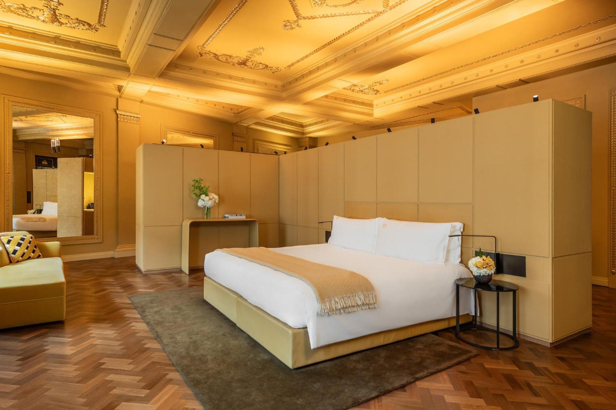 Hotel Cafe Royal 5*