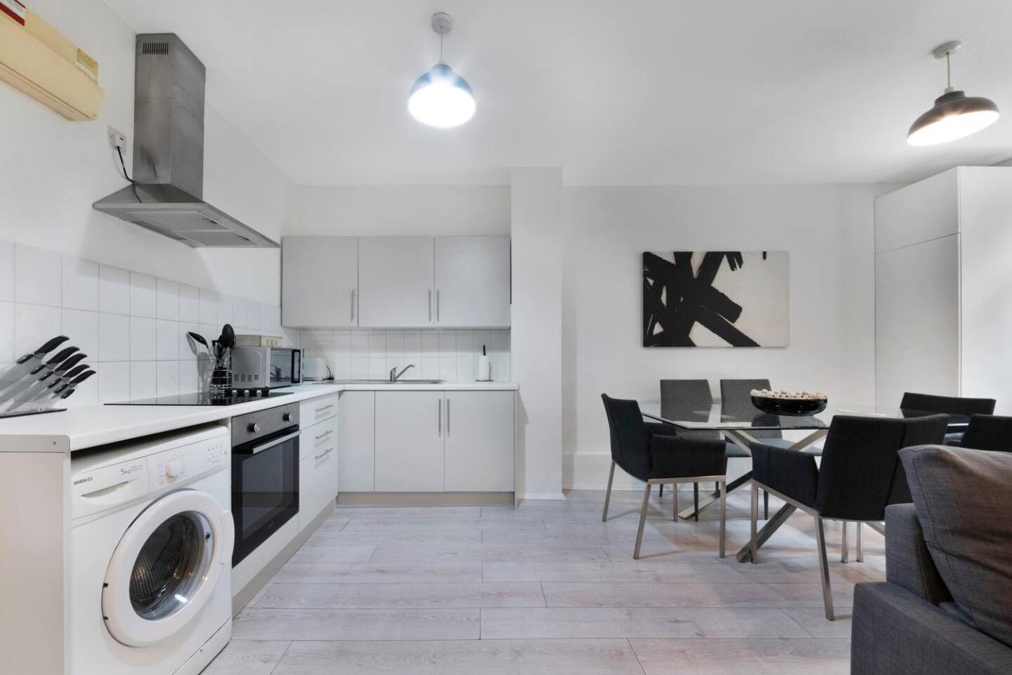 Apartamento 2 Bed Apartment- Finsbury Park Station B *