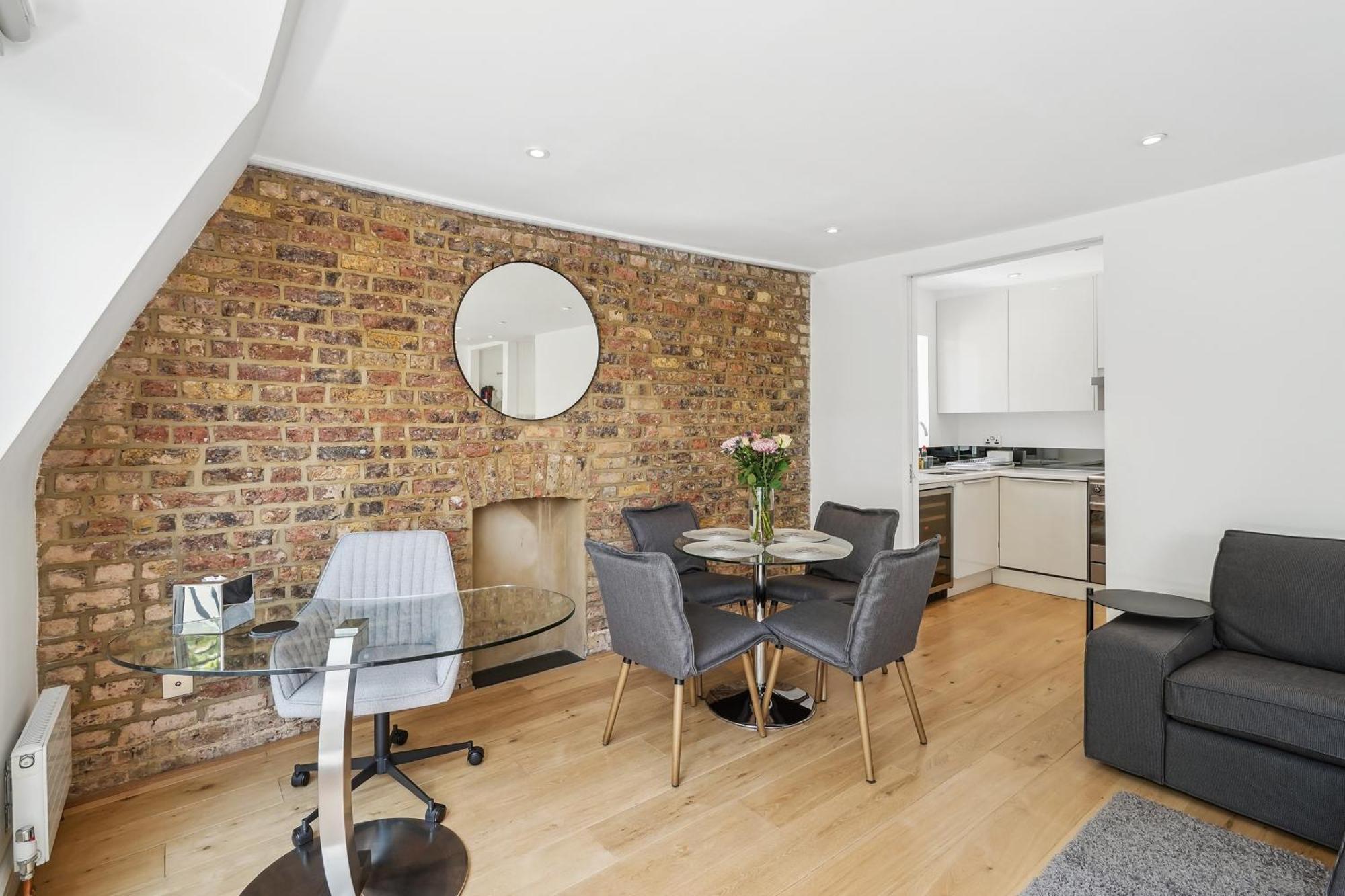 The Harrington - Gloucester Road - 4 Cornwall Gardens *