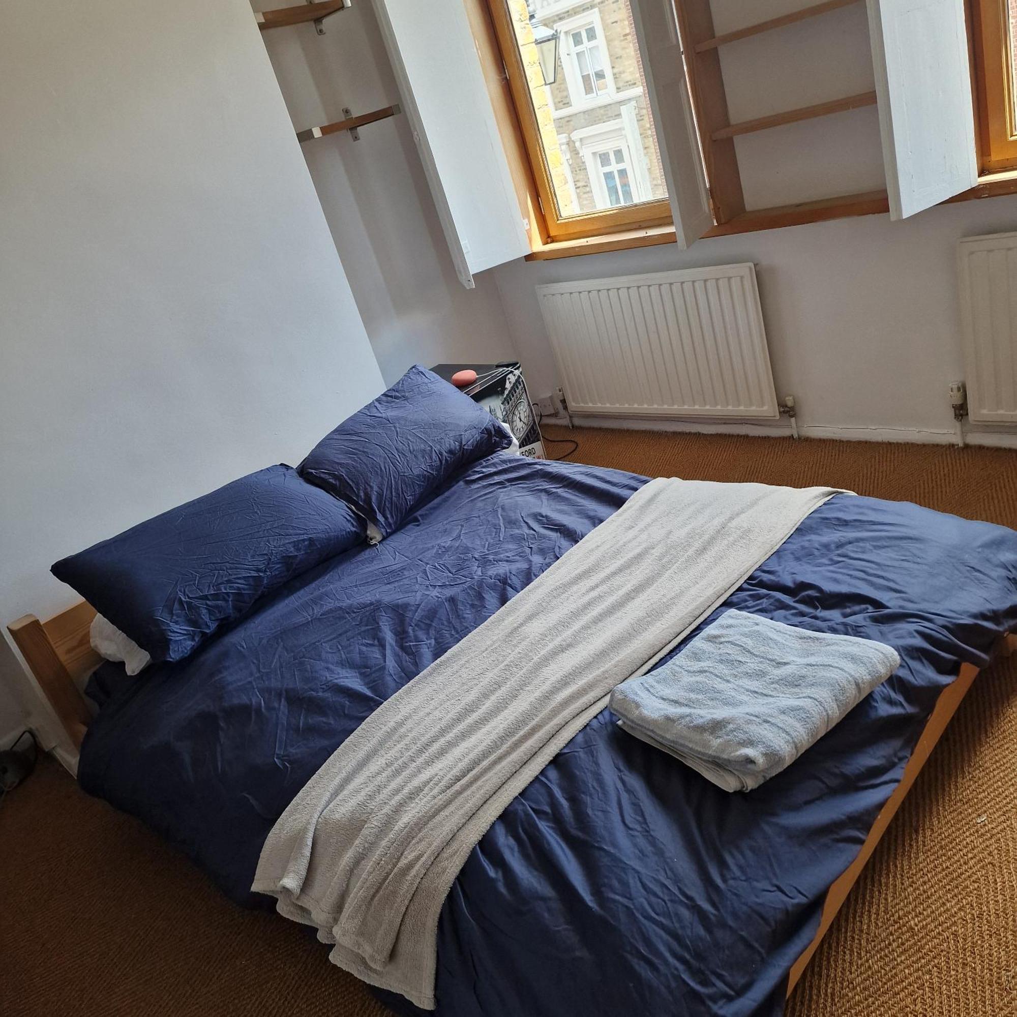 1 Bedroom-1 Bathroom-walkinshower-terrace Appartement