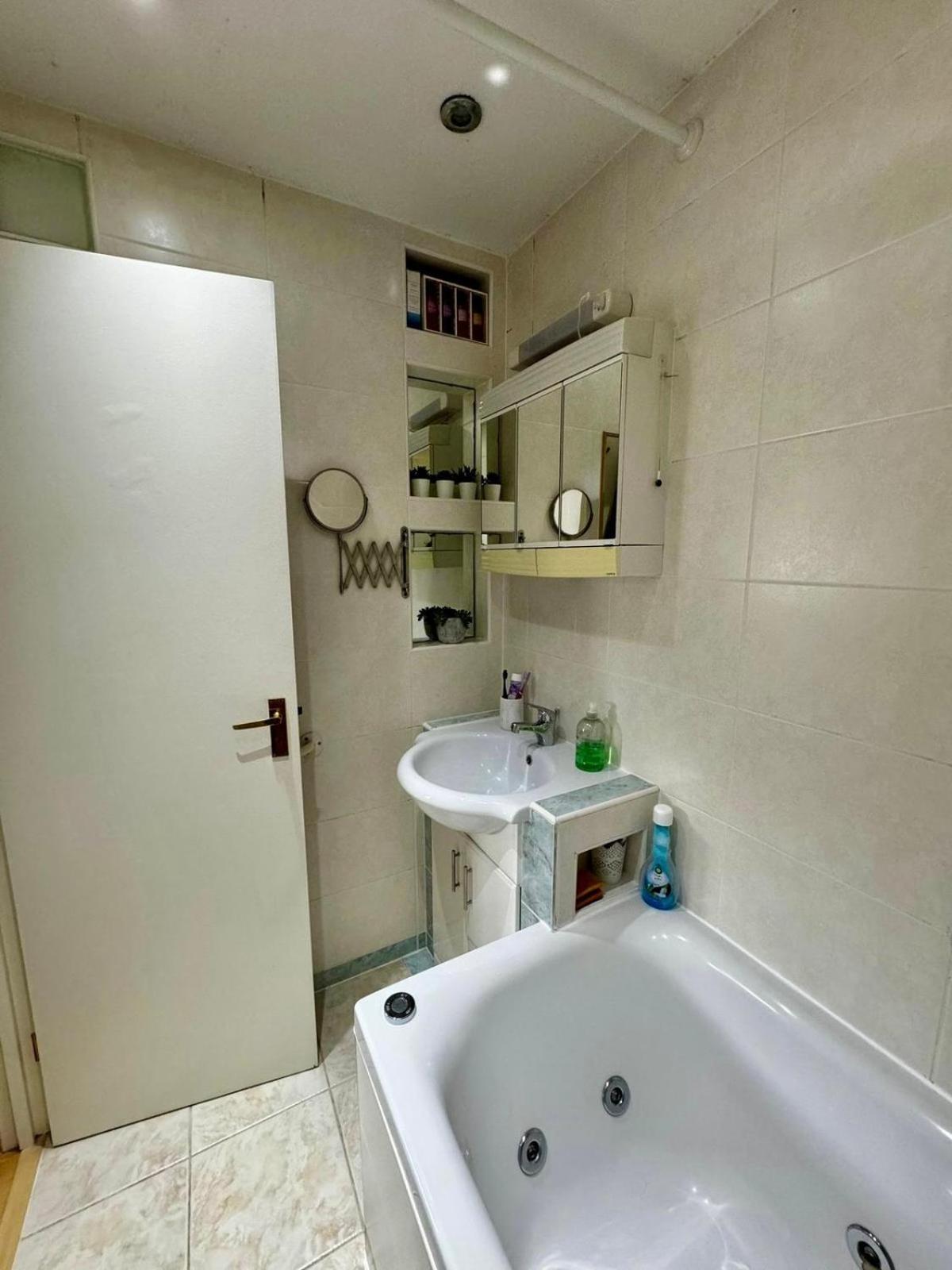 Amazing En-suite In Finchley *