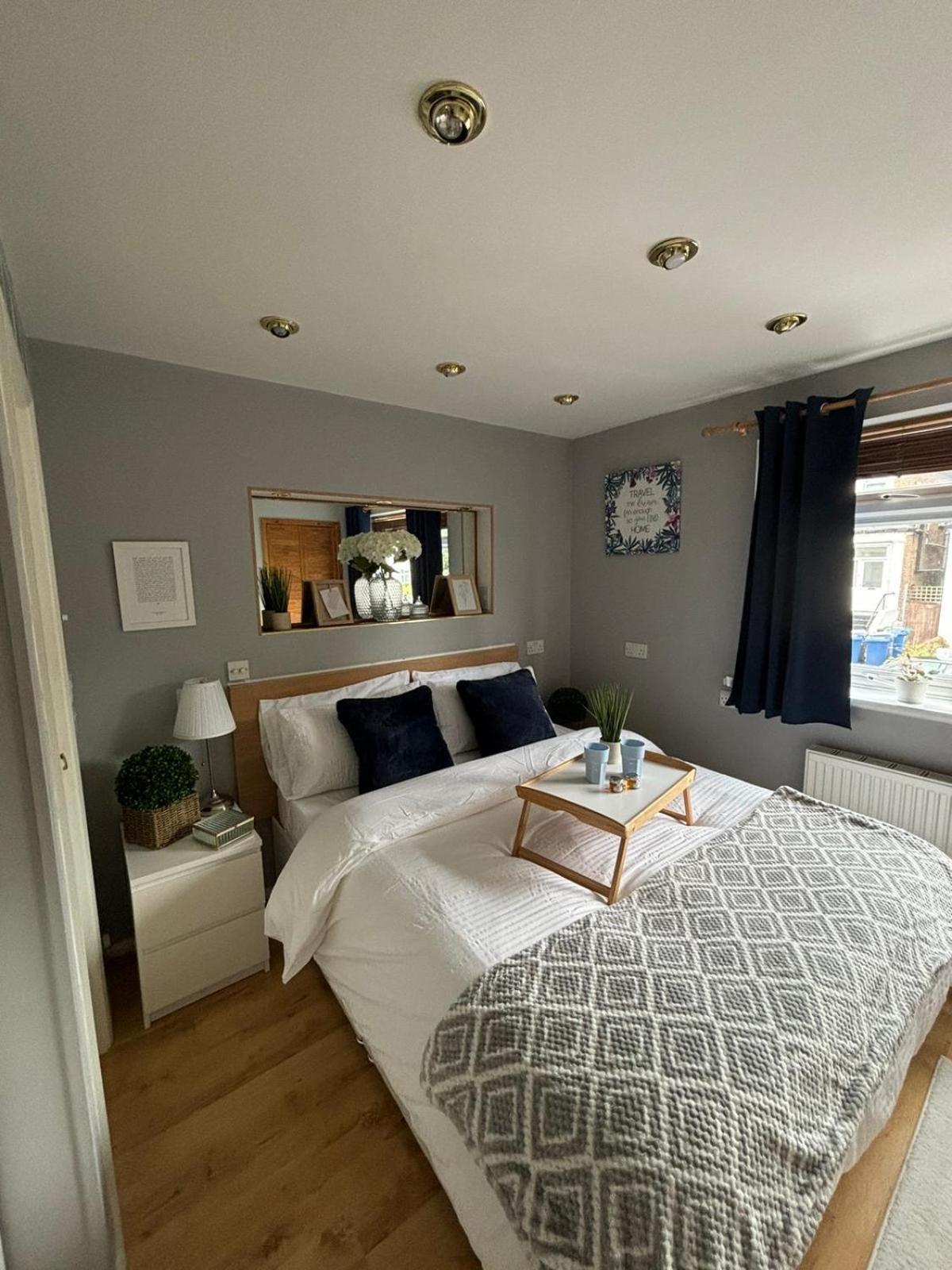 Amazing En-suite In Finchley Apartment London