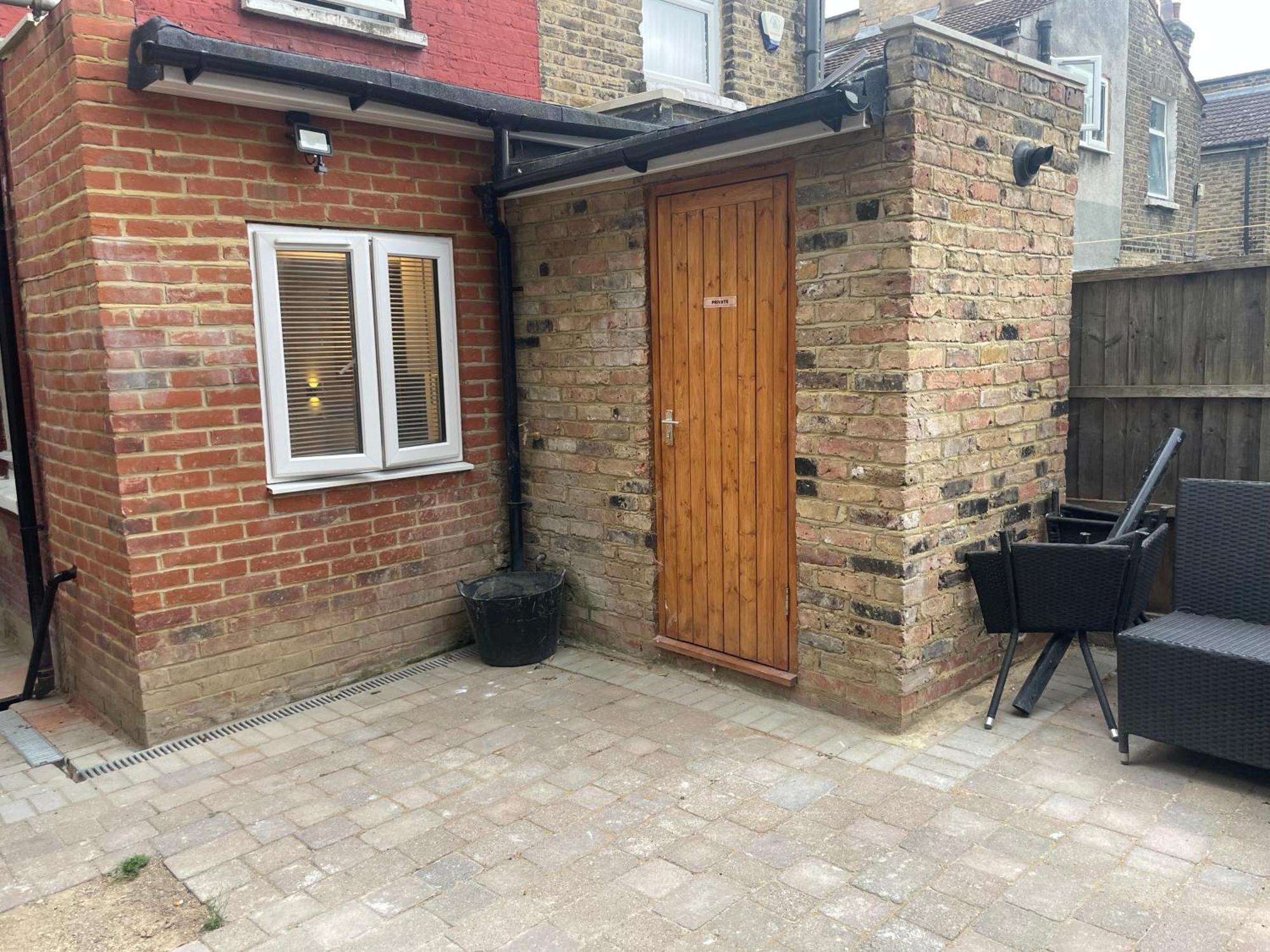 Amazing Studios 2 - East London *