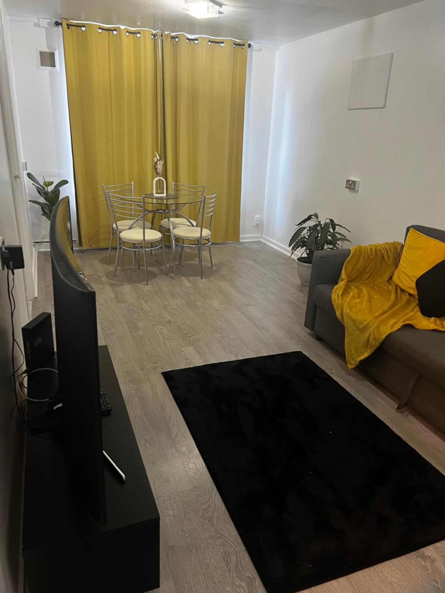 Stylish Near Excel London- Sleeps 4! Appartement