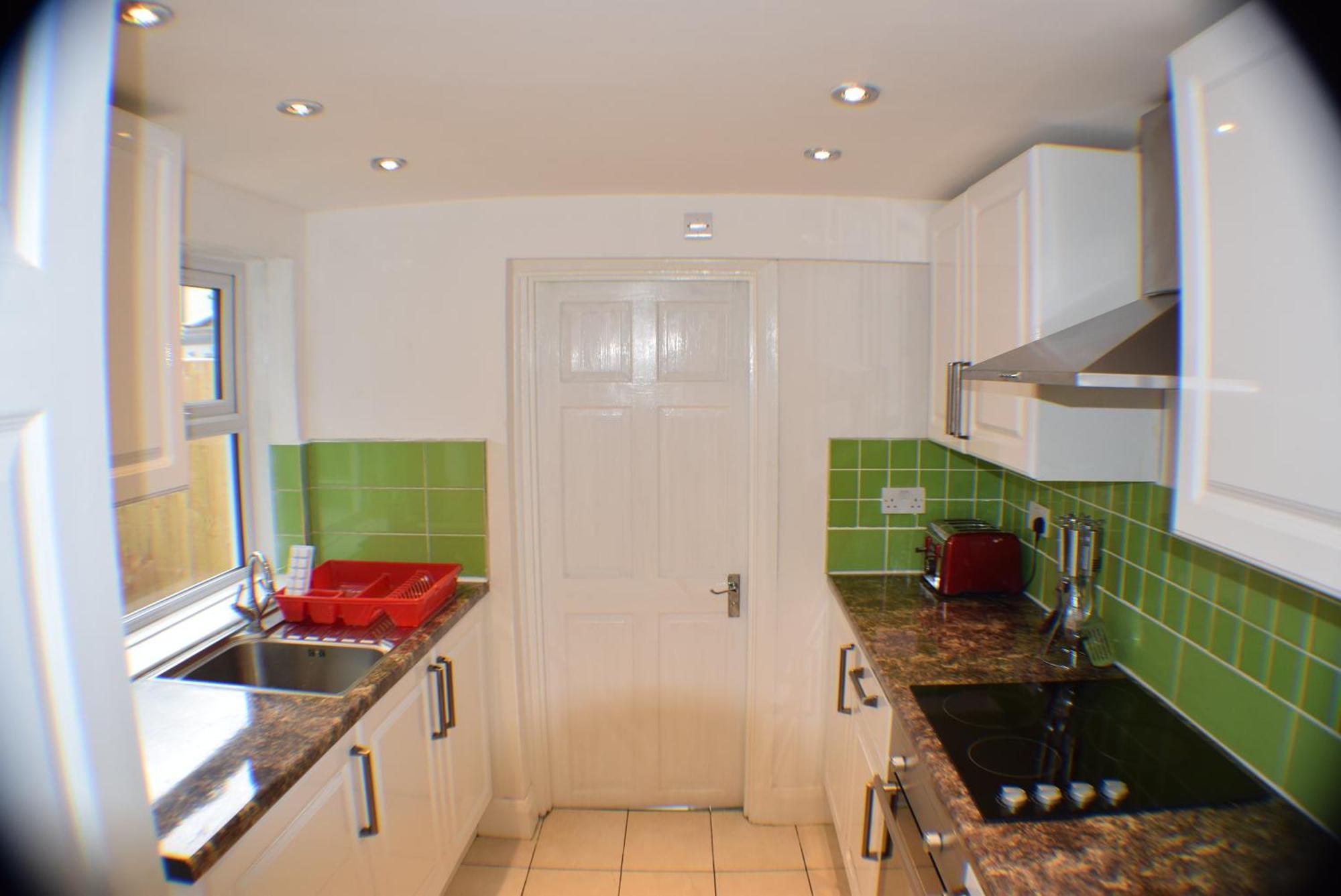 Appartement 3 Bedroom House - Walthamstow *