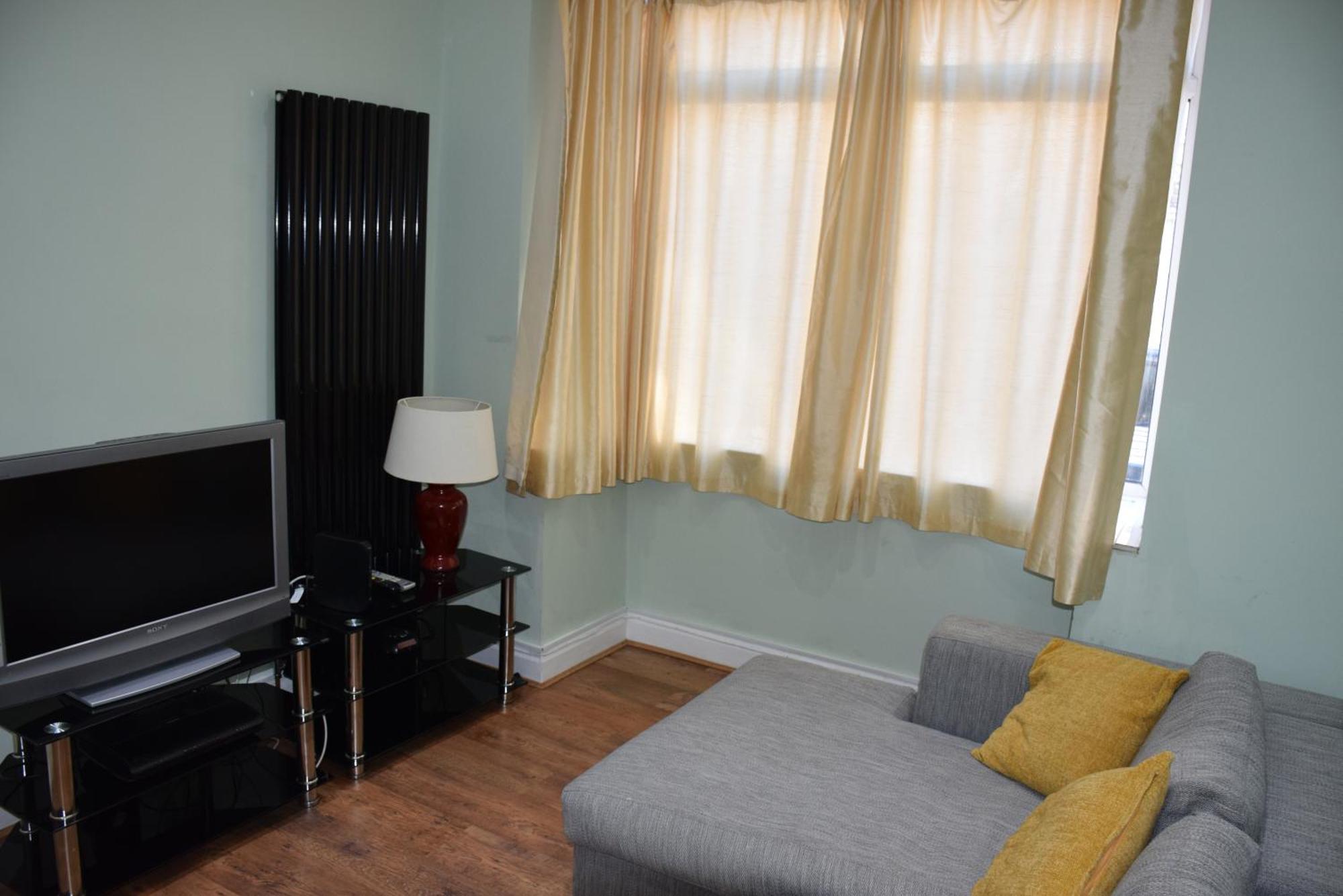 Appartement 3 Bedroom House - Walthamstow