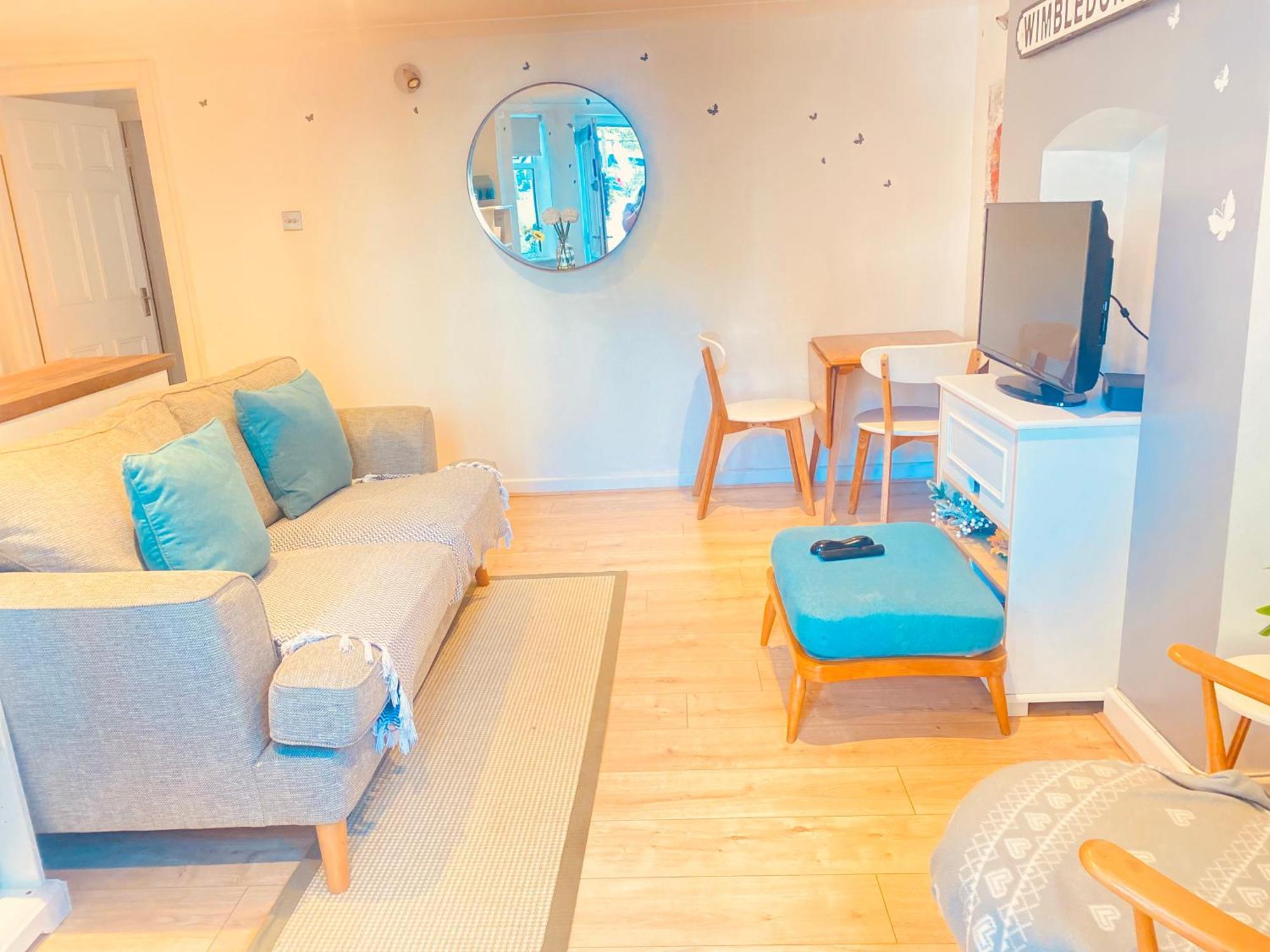 Appartement Stunning, Stylish Garden Flat In The Heart Of Wimbledon *