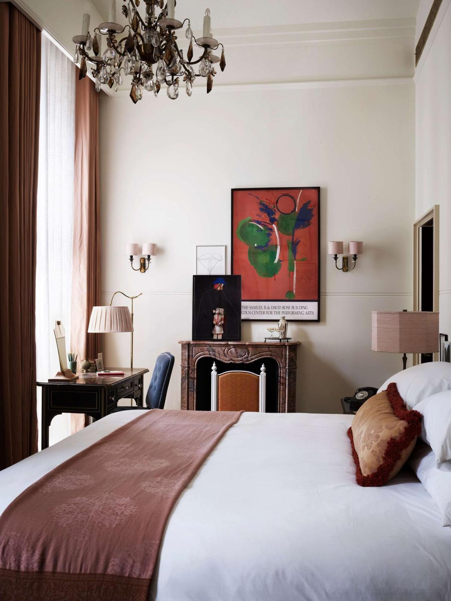 Nomad Hotel