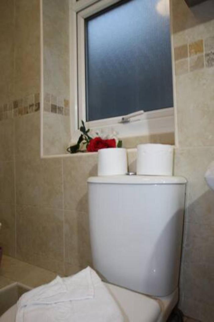 Apartasuites Emerald *
