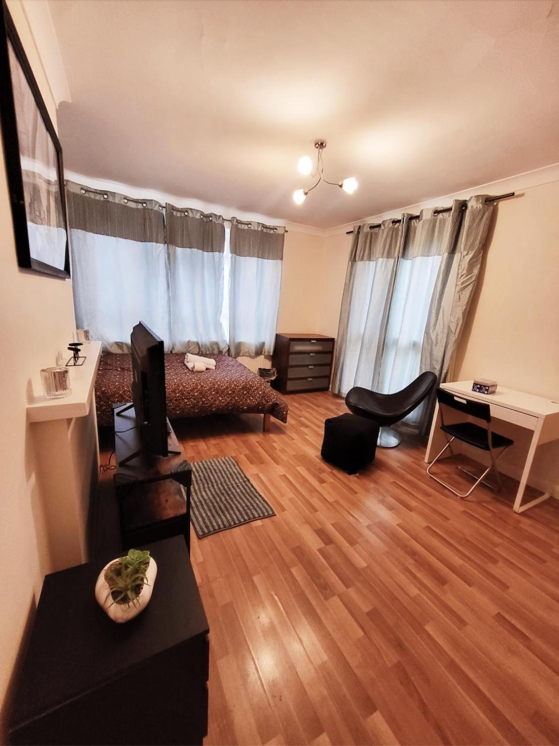 Huge And Affordable 3 Bedroom Flat In Hammersmith For 7 People With Welcome Breakfast Appartement Londres