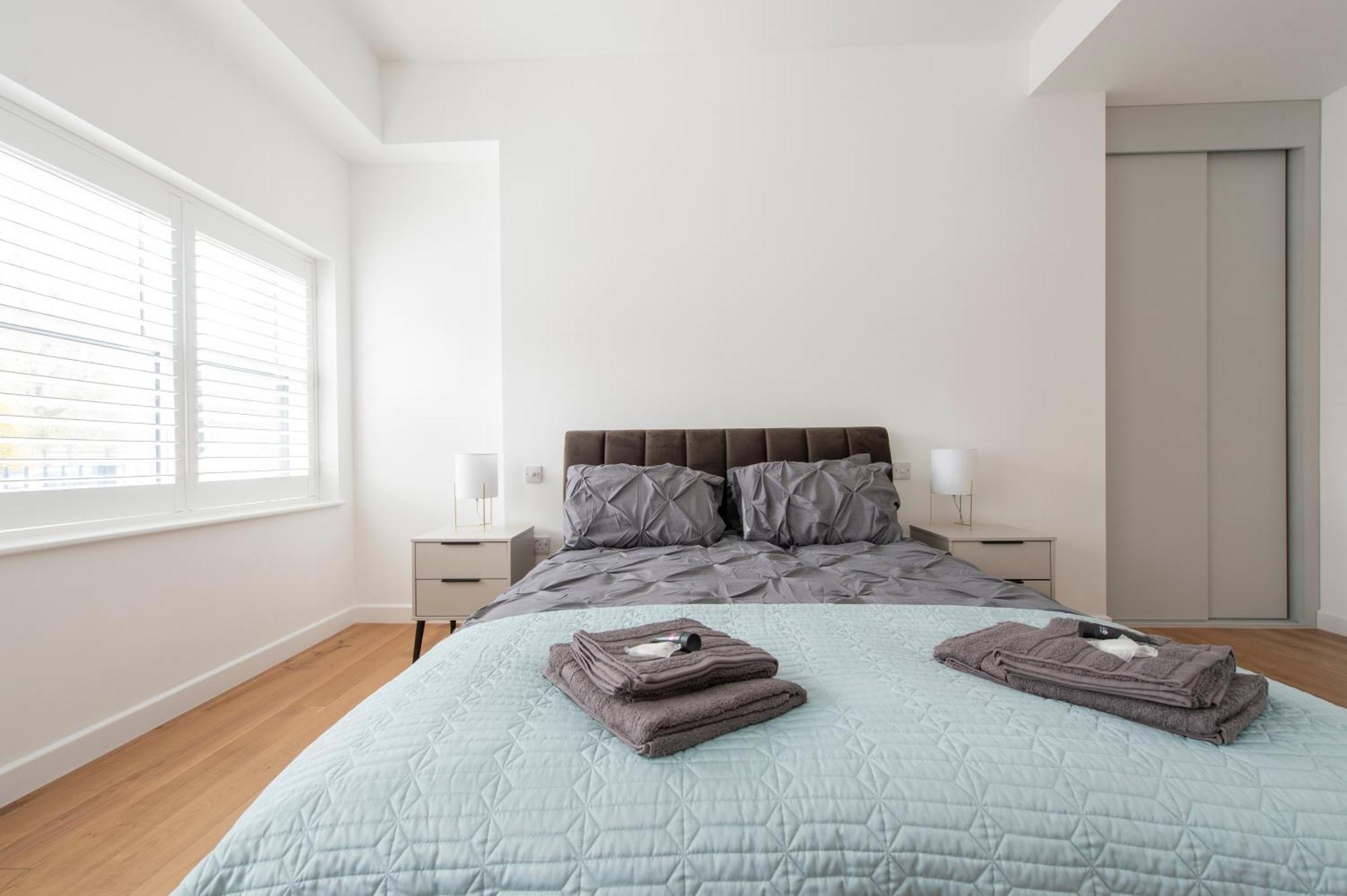 Exquisite 3br Duplex Air-con& Amenities Appartement