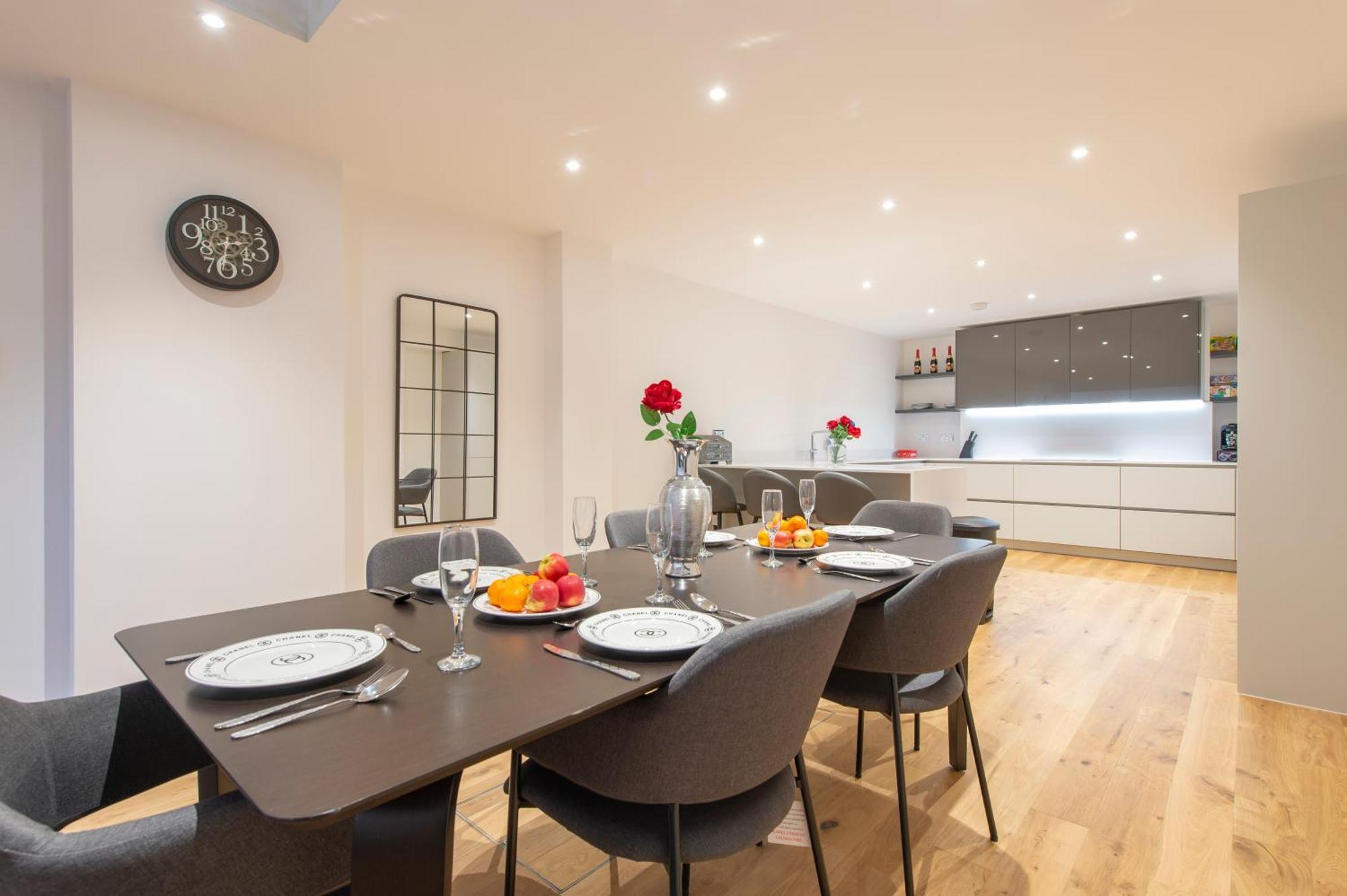 Exquisite 3br Duplex Air-con& Amenities Londres