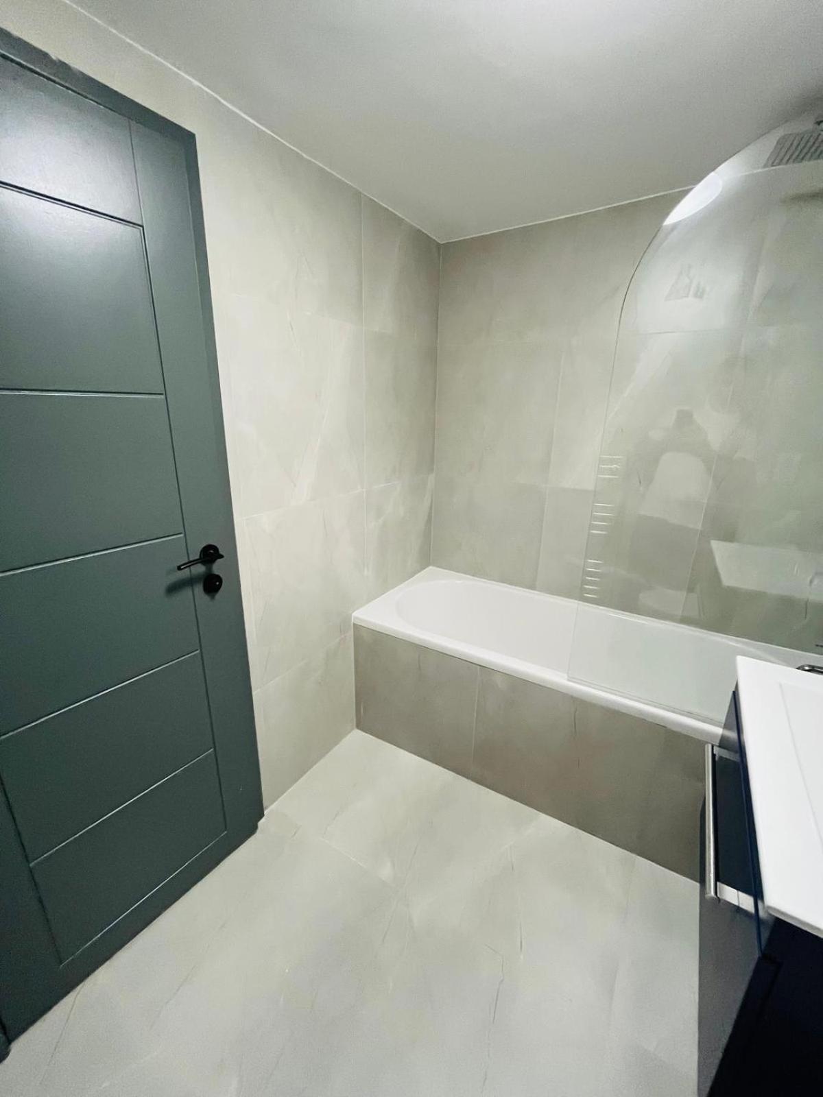 Appartement Luxury Flats 15 Min To Central 171