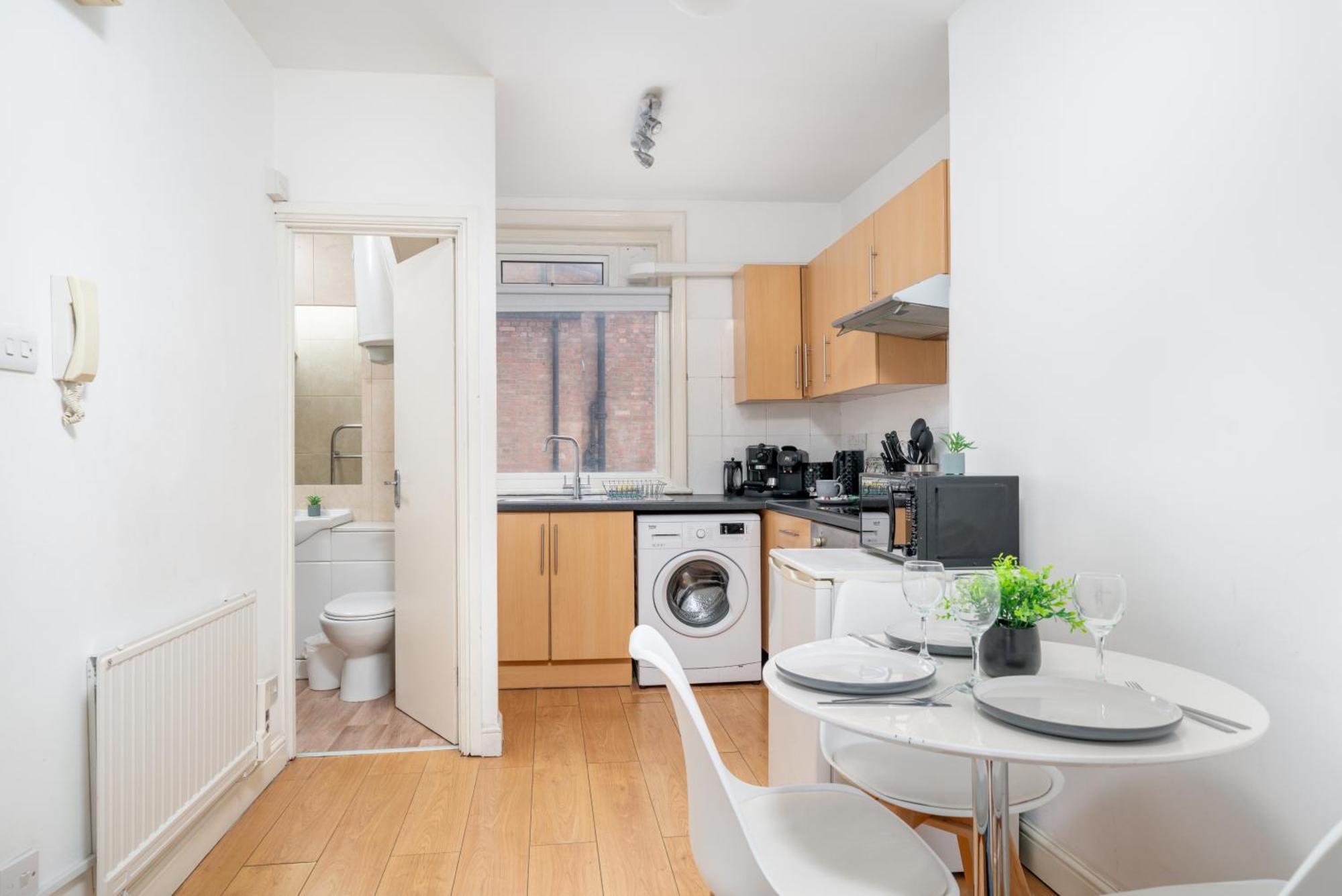 Carnaby & Oxford Street - Soho - One Bedroom - Double Bed & Sofabed * Londres