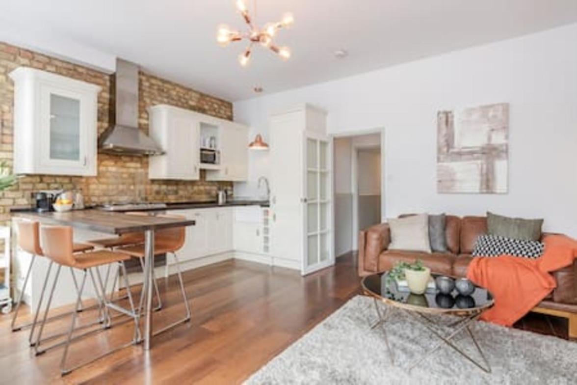Vauxhall Park 2bed Flat By Basetogo