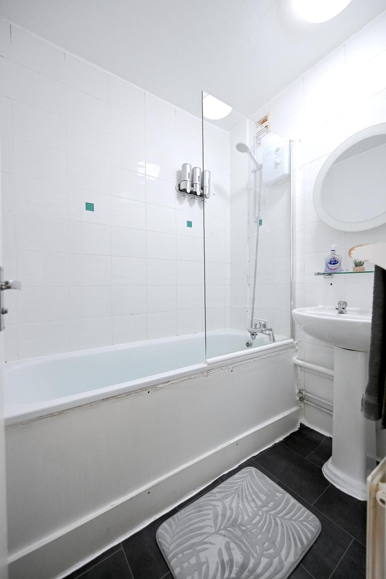 2 Bedroom Flat Next To Arsenal Stadium - Highbury *