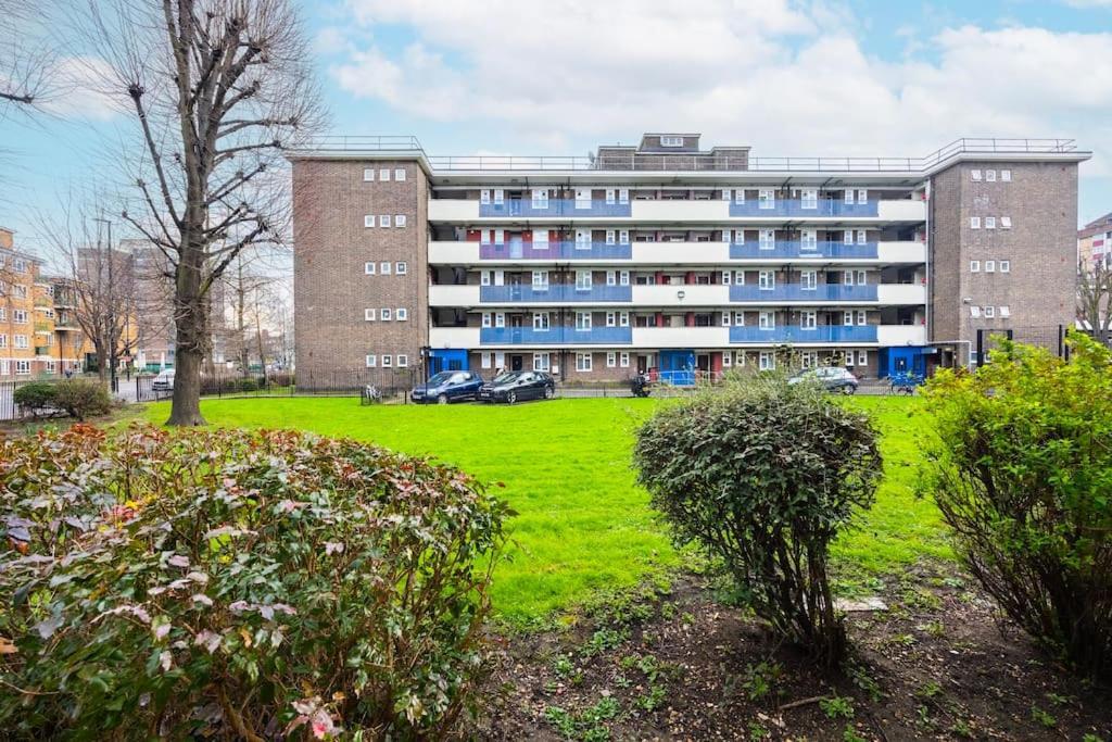 Modernised 3 Bed Pad Near Trendy Shoreditch Ground Floor With Balcony * Londen