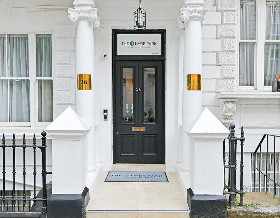 The Chapter - The J Hyde Park Hotel 3*