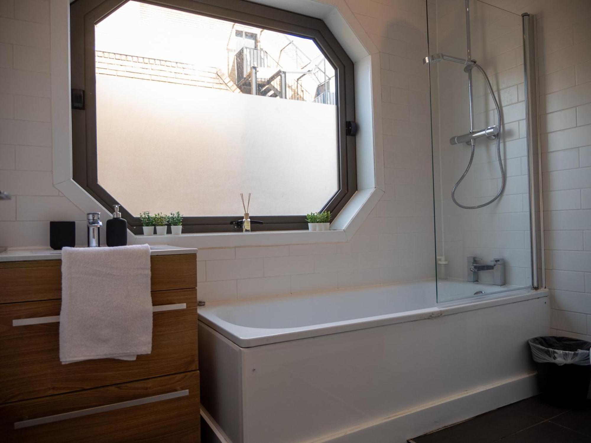 Heart Of Waterloo - Luxury Flat