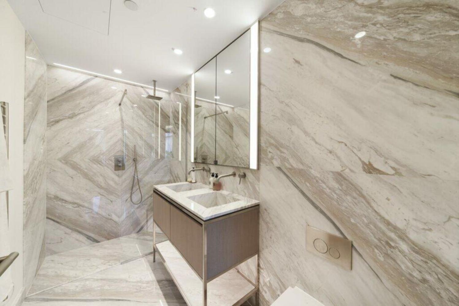 Duplex Large Luxury Penthouse Amazing Views Sleeps 8 * Londen