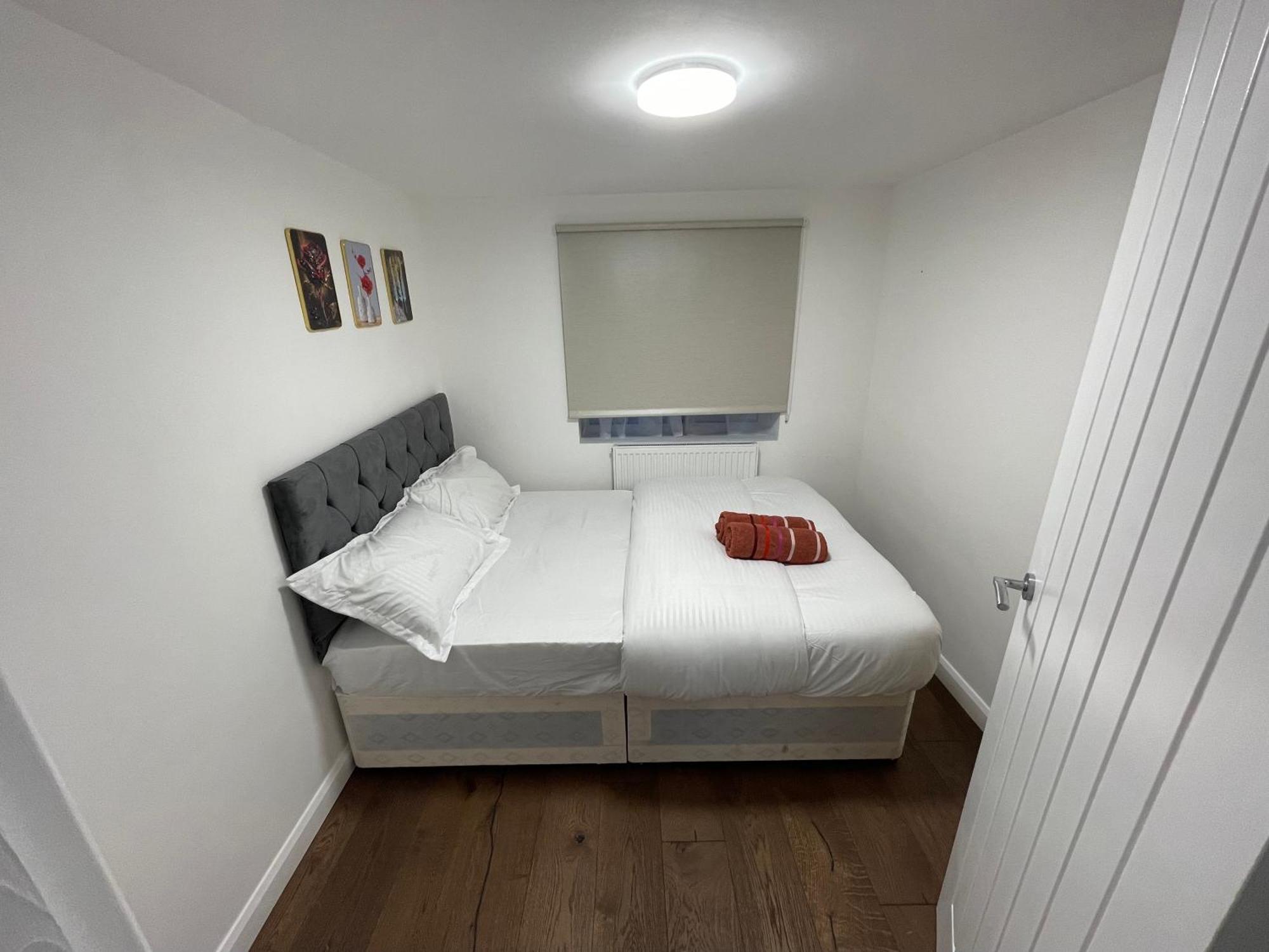 Two Bedroom Central Location Modern Flat Stratford Appartement