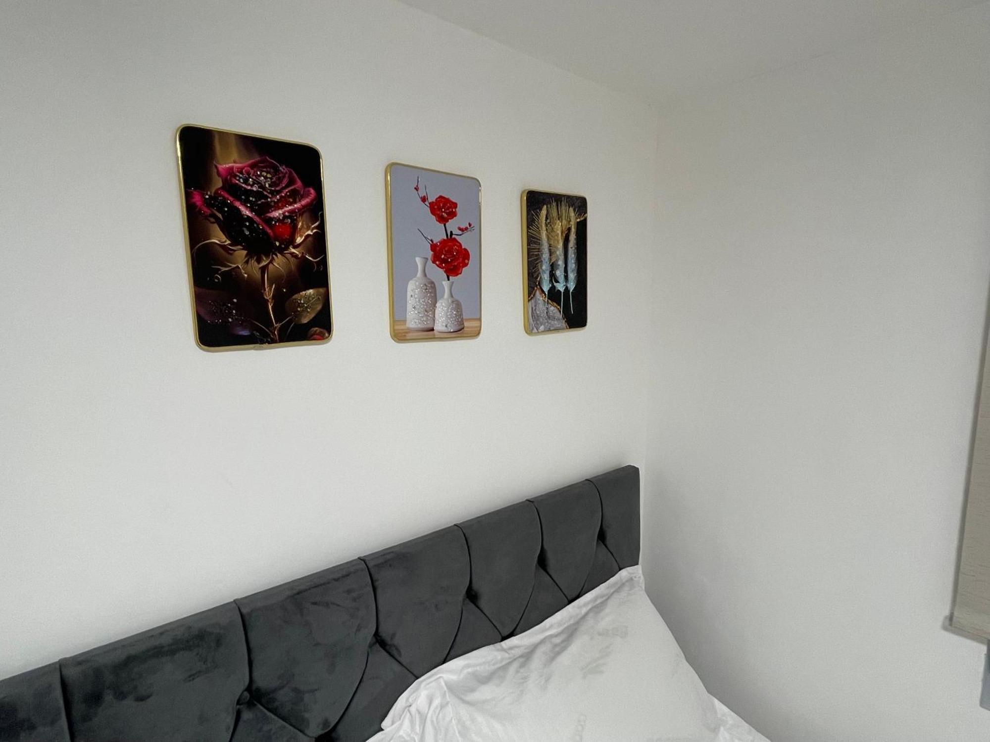 Two Bedroom Central Location Modern Flat Stratford