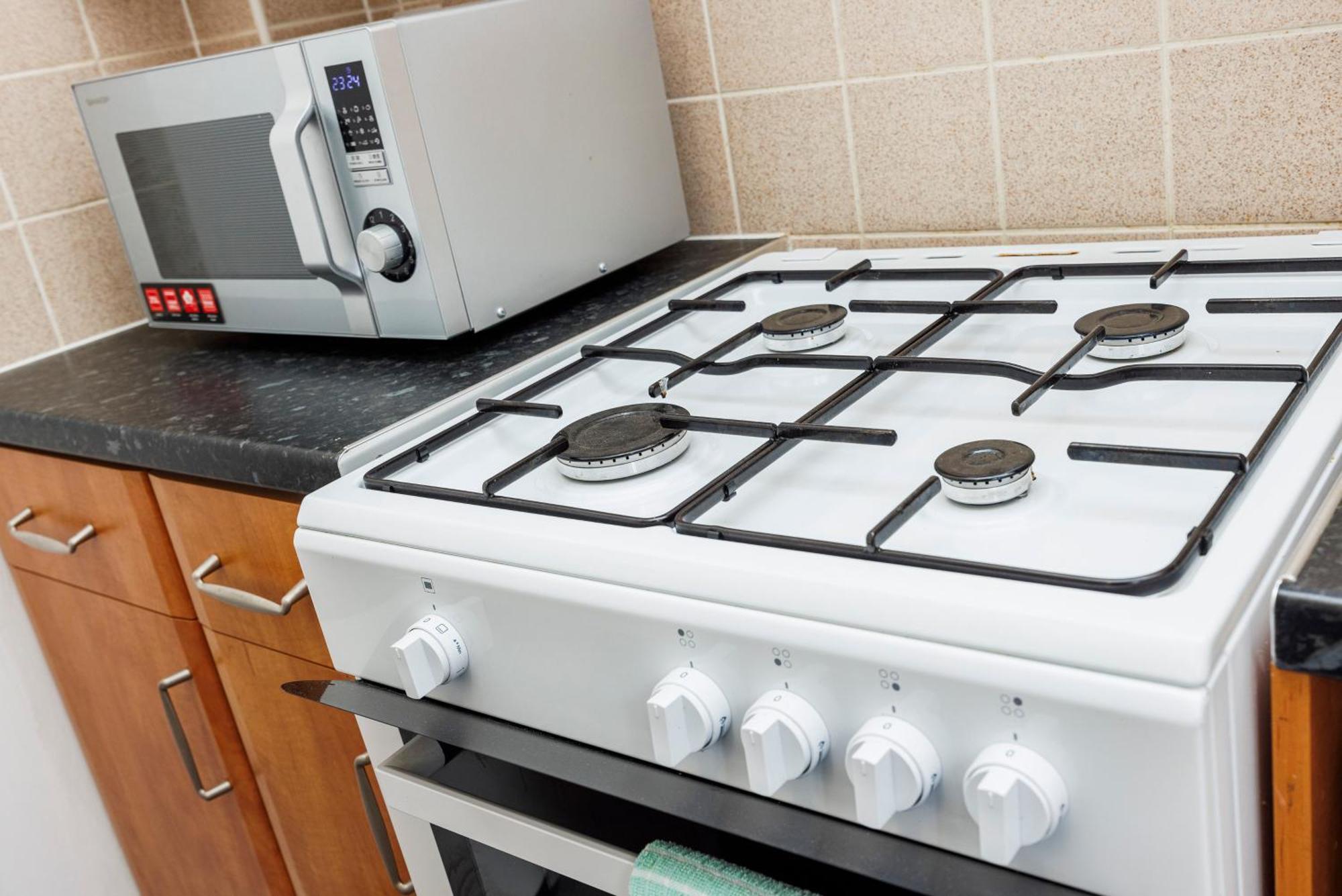 Apartamento Spacious 2-bedroom With Terrace, Garden Views & Free Wifi Near Olympic Stadium