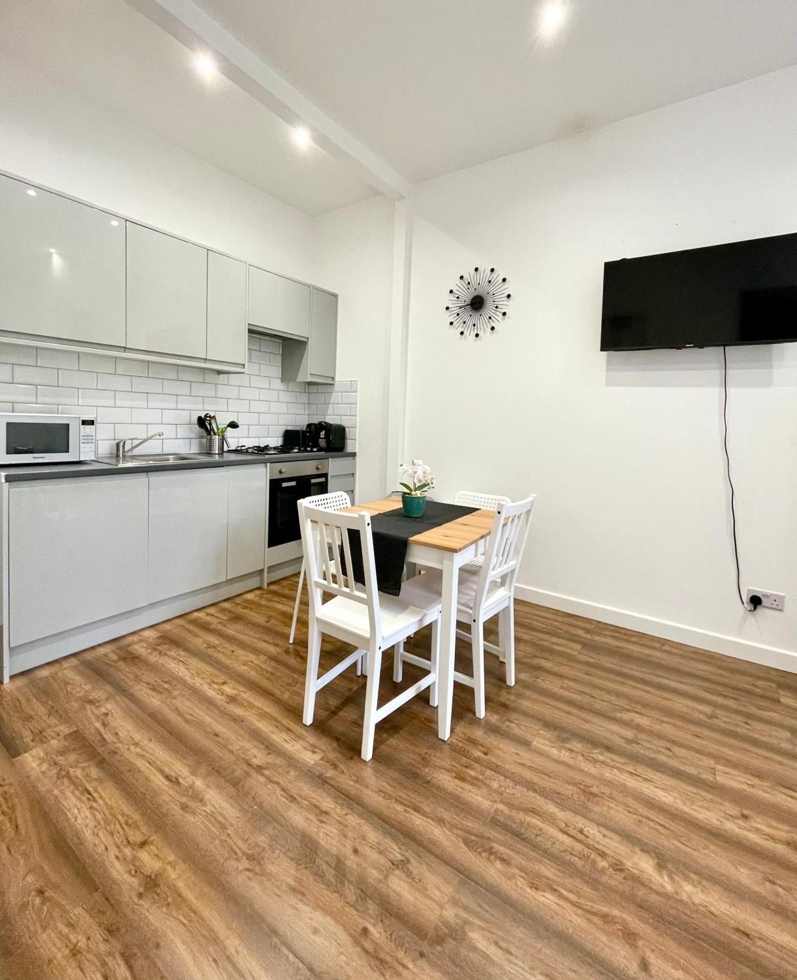 Apartamento A Brilliant One Double Bedroom Flat Londres