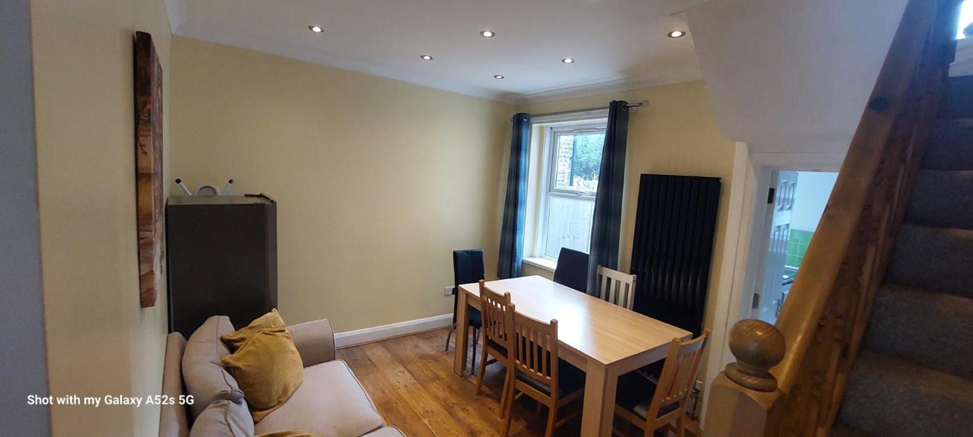 Appartement 3 Bedroom House - Walthamstow *