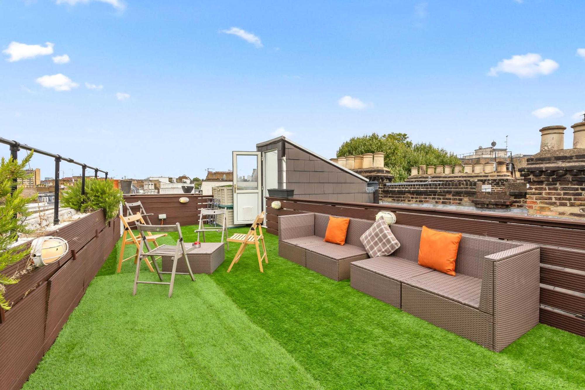 Spacious Sleep 11 With Terrace In Earls Court Ec99 Apartment London