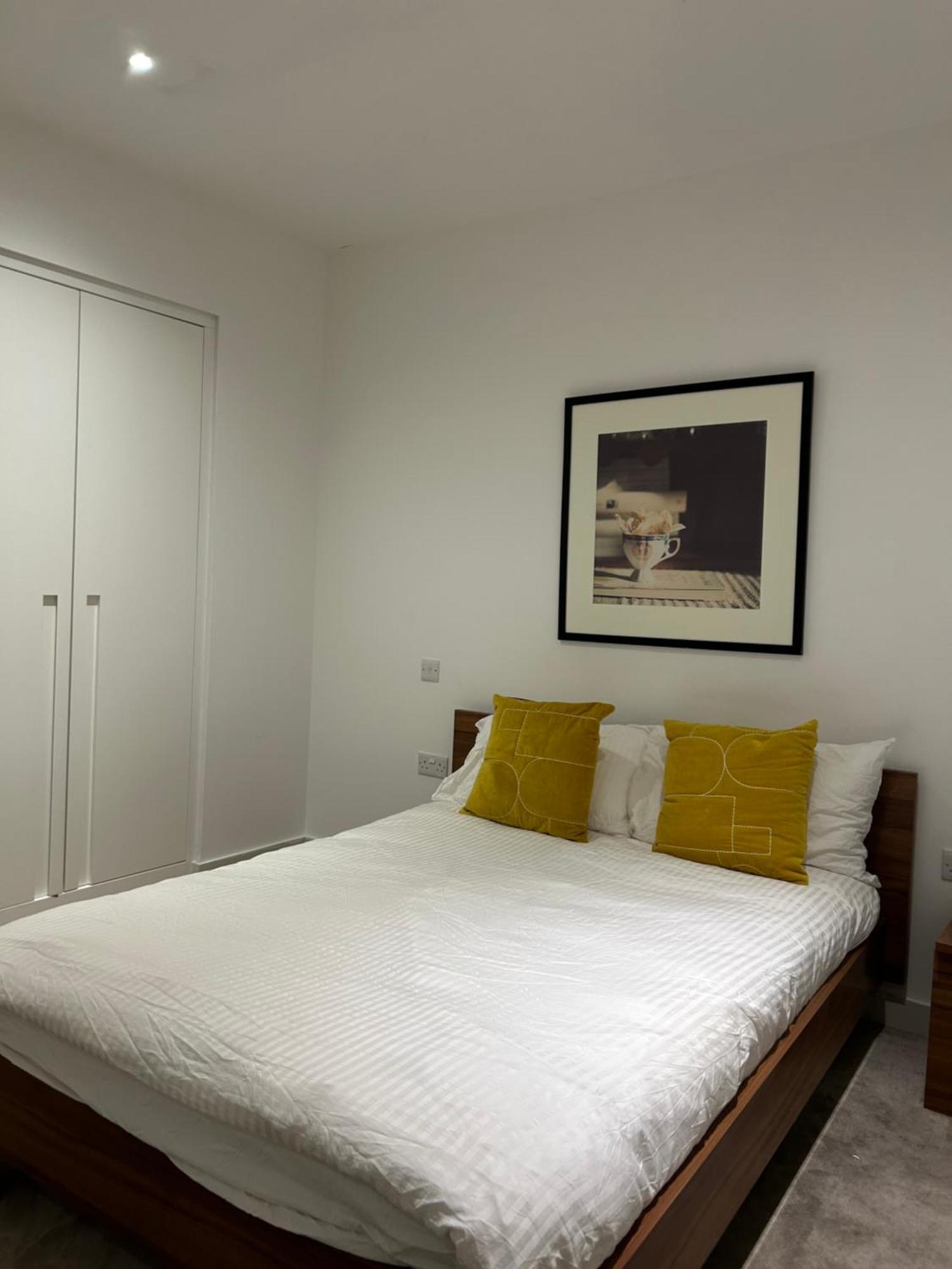 Appartement One Bedroom In Royal Wharf, Close To Airport *