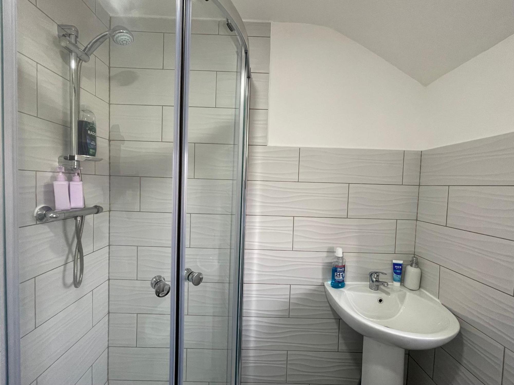 Two Bedroom Central Location Modern Flat Stratford Appartement Londres