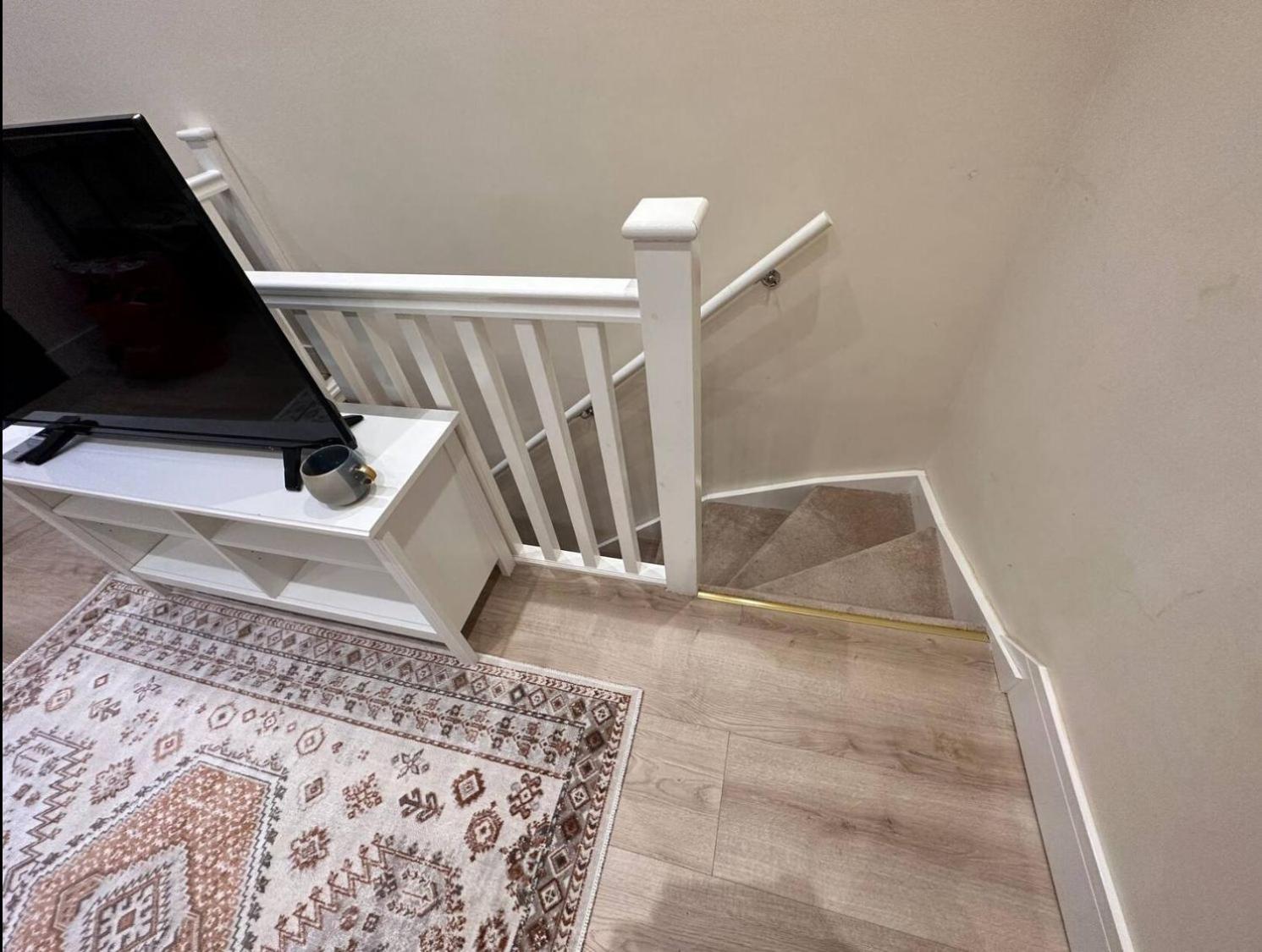 Modern, 10 Minutes To Bridge, Free Parking * Londres