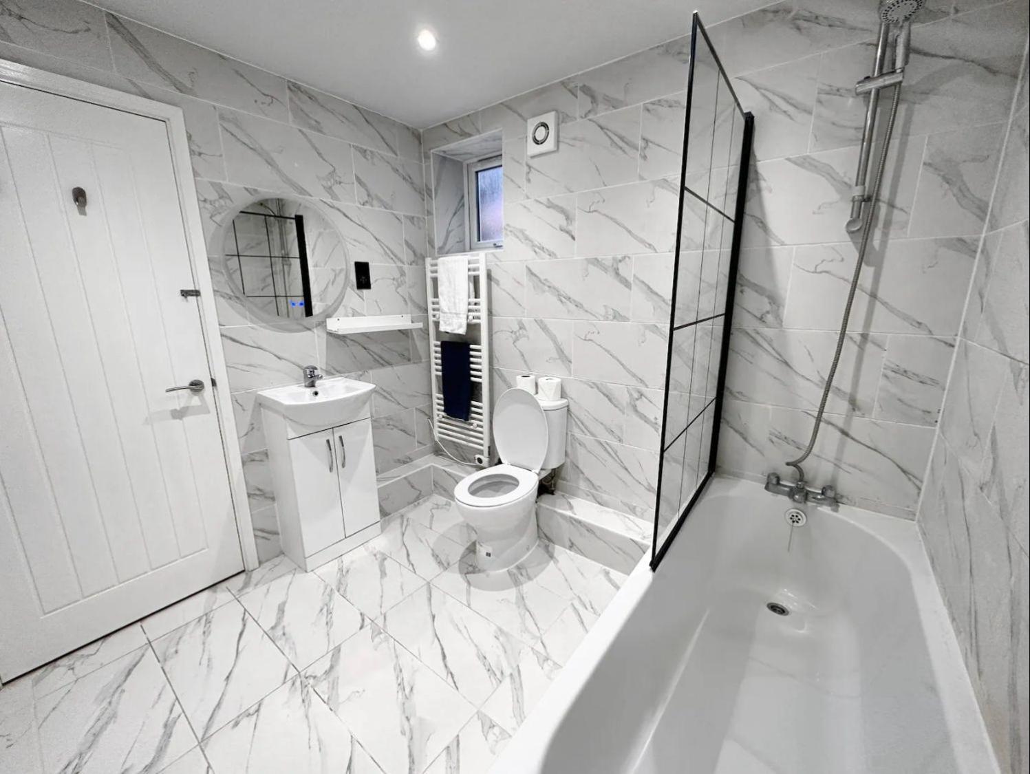 Apartamento Modern, 10 Minutes To Bridge, Free Parking Londres