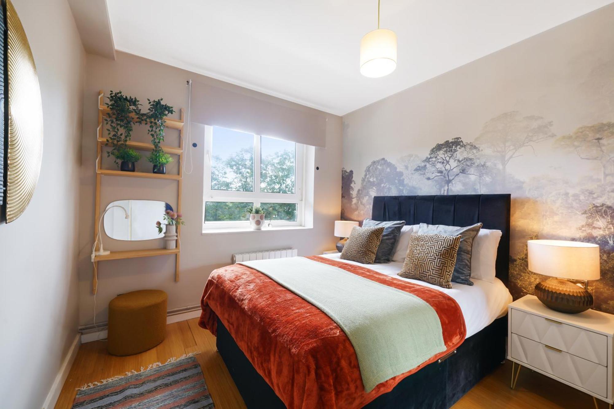 Lovely 2 Bedroom Flat In London-balcony - Sleeps 6 Londres