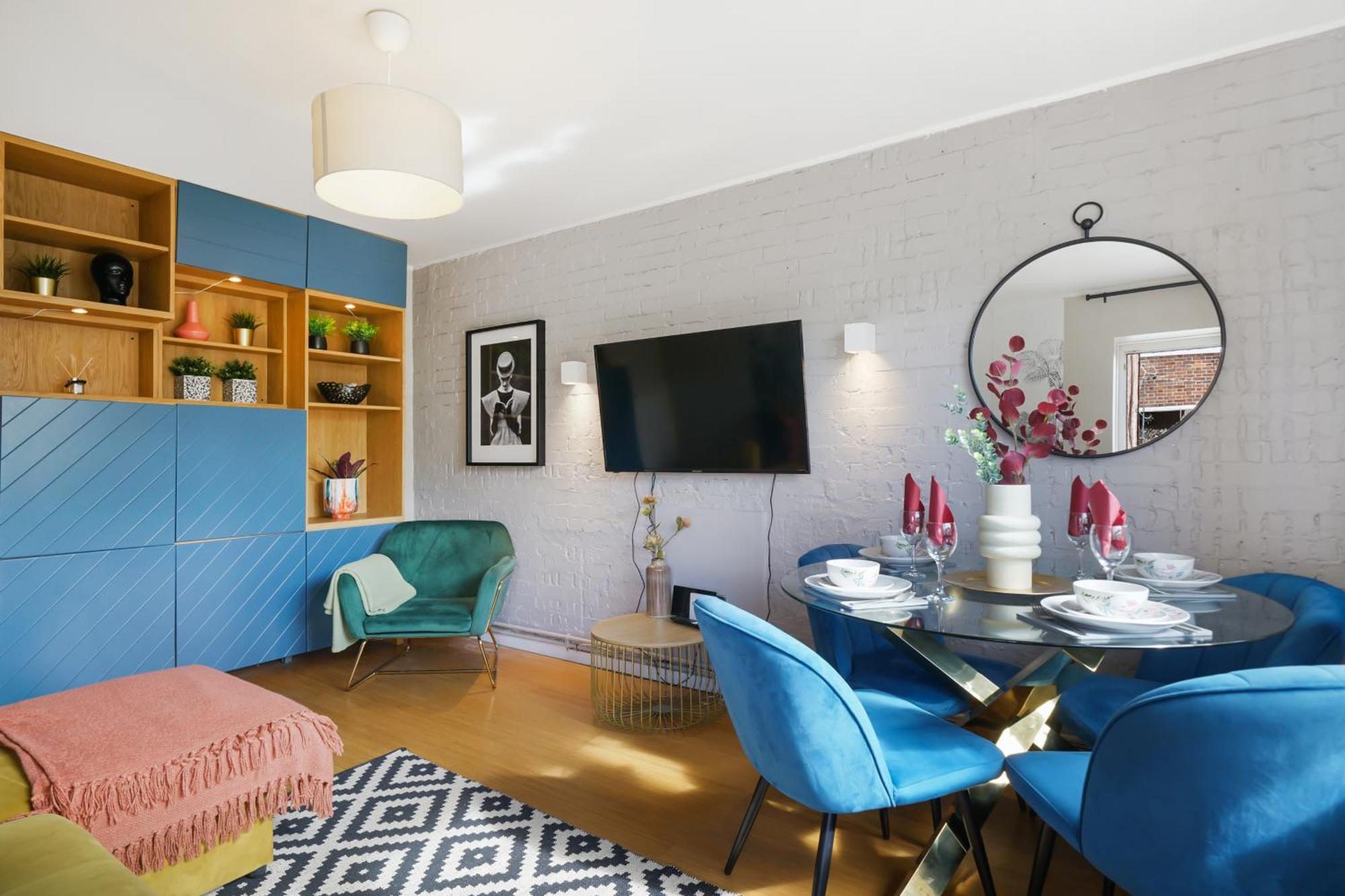 Lovely 2 Bedroom Flat In London-balcony - Sleeps 6 Apartamento Londres