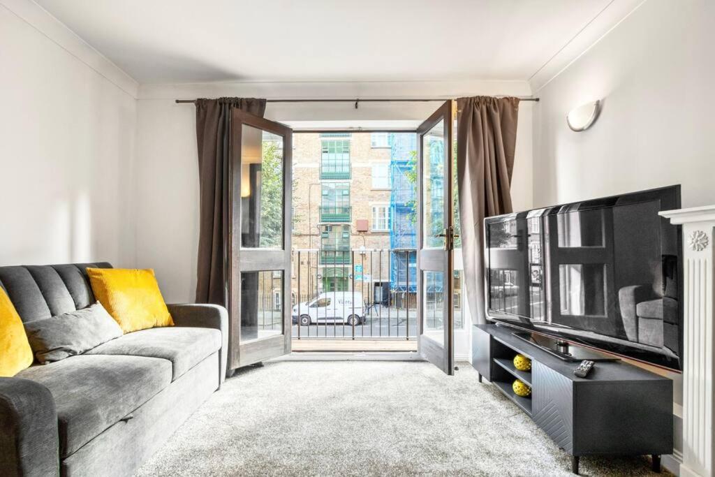 Very Tower Bridge - 2 Bdr - 2 Bath *