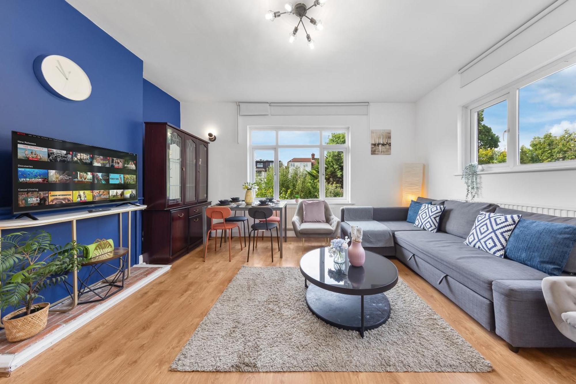 Duplex 3 Bed - Near Station - Golders - Appartement