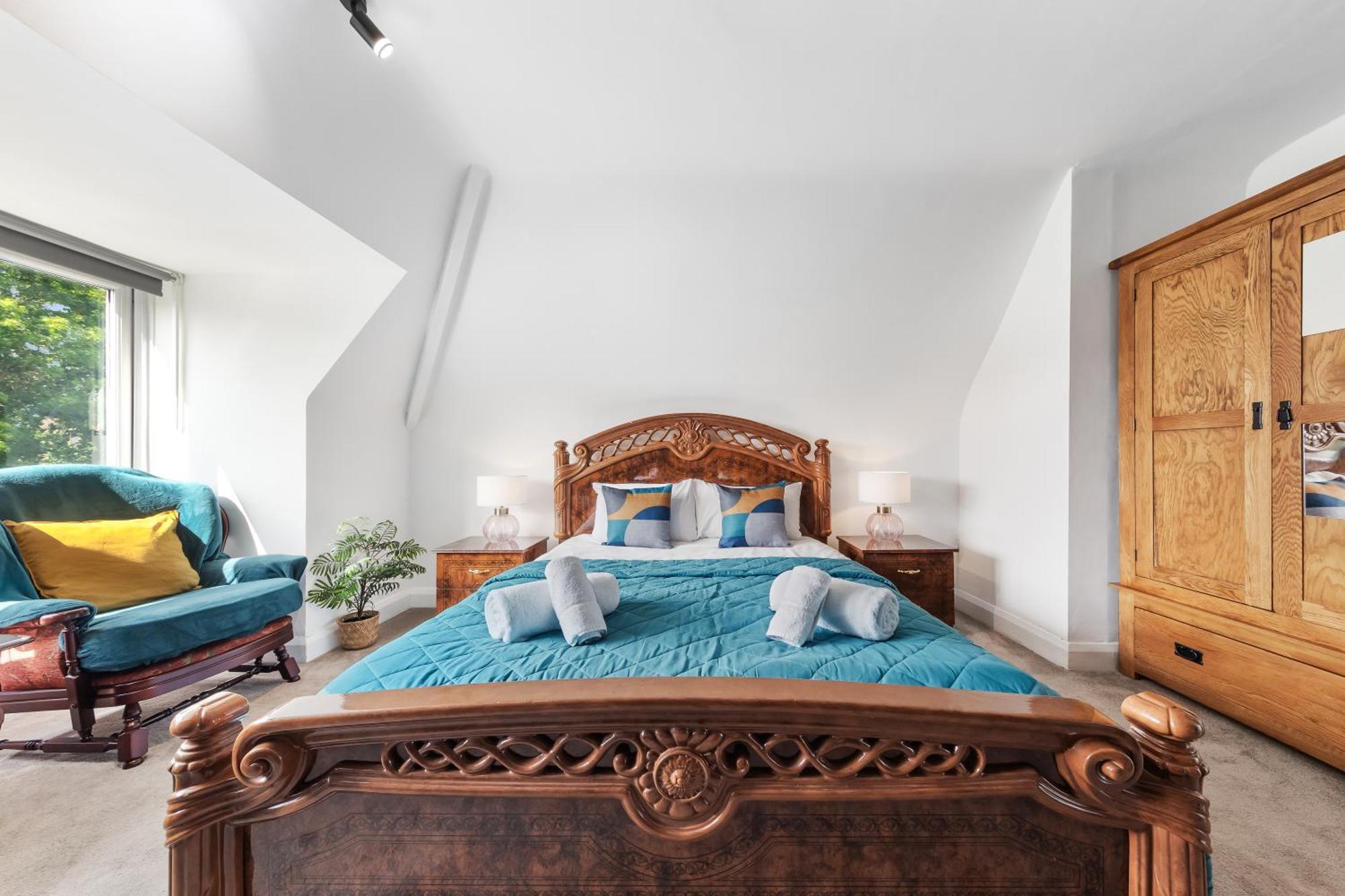 Duplex 3 Bed - Near Station - Golders - Appartement *