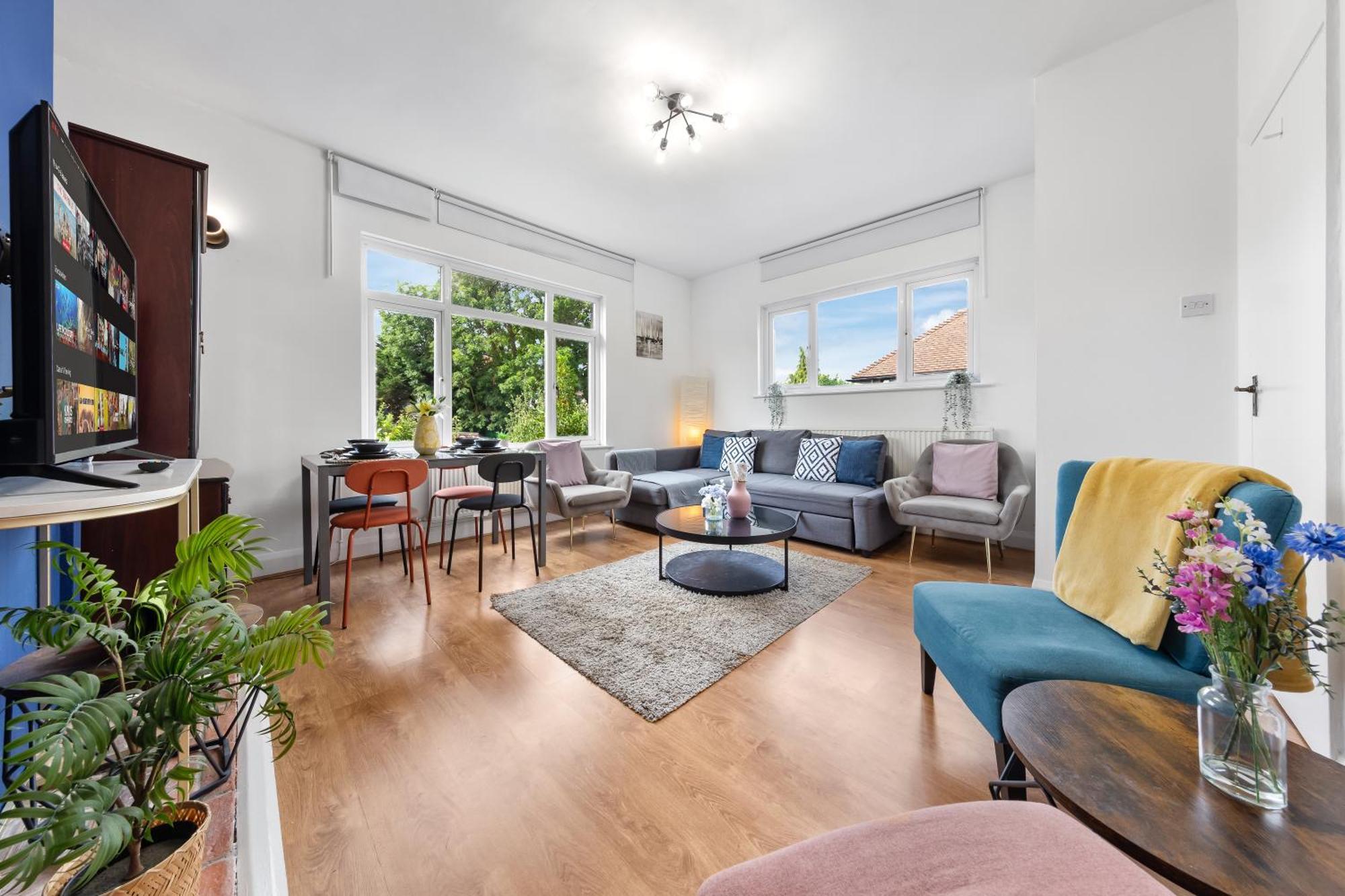 Duplex 3 Bed - Near Station - Golders - Appartement Londres