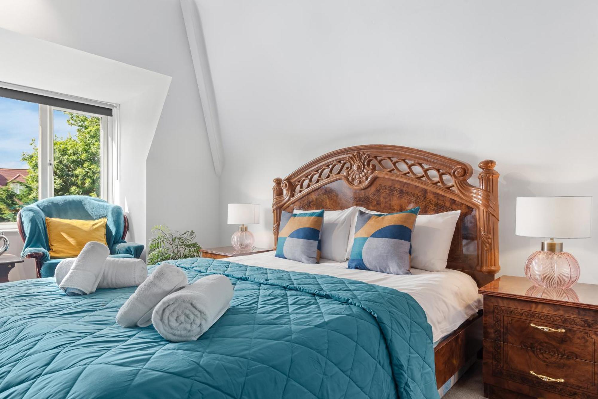 Duplex 3 Bed - Near Station - Golders - * Londres